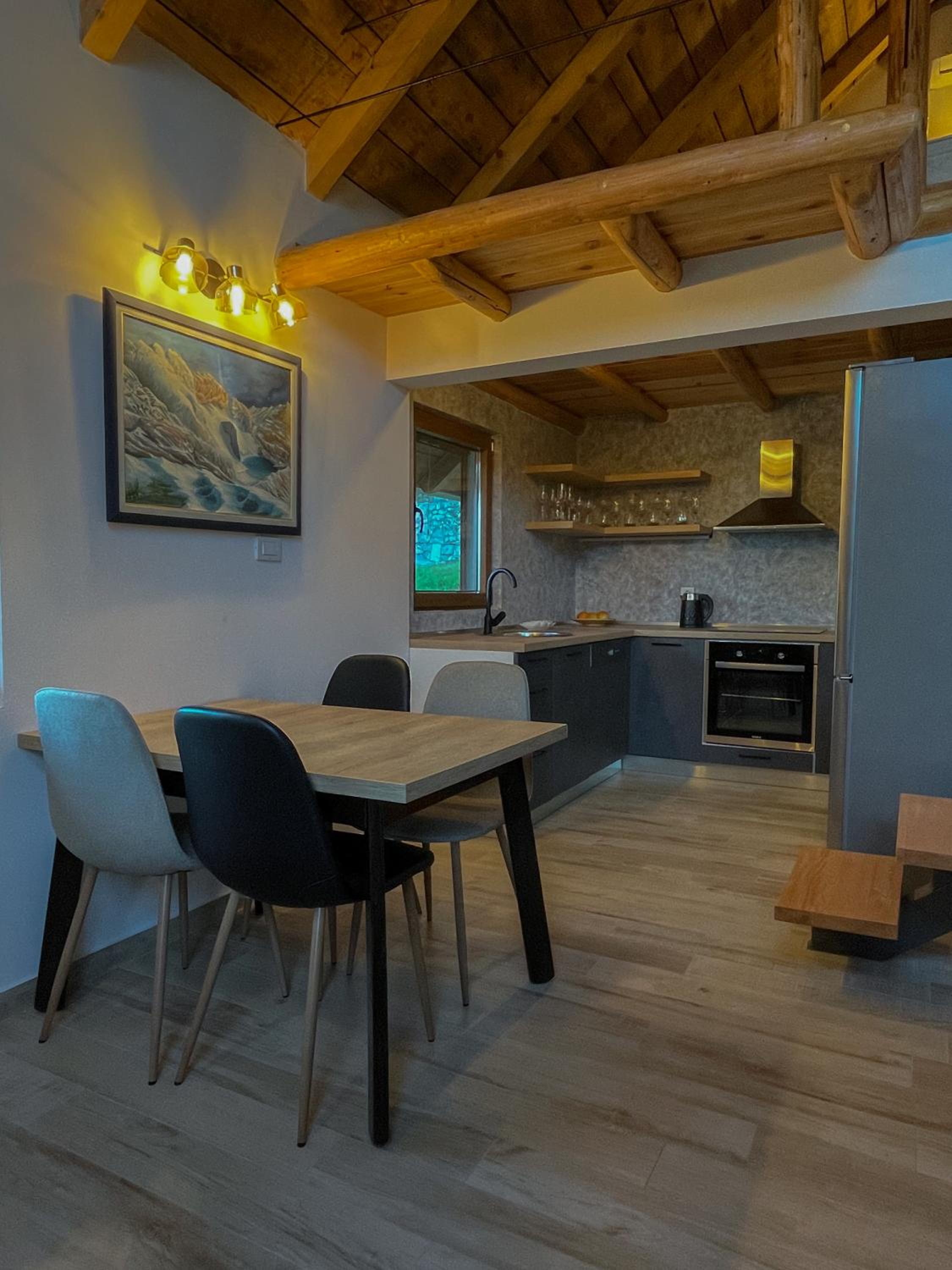 One-Bedroom House photo 3