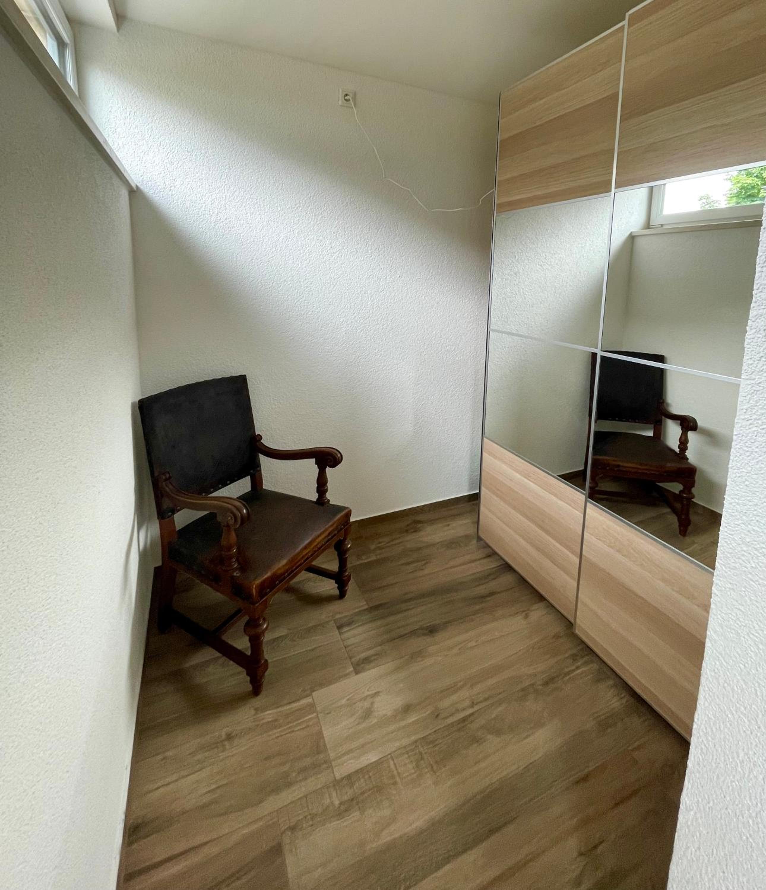 One-Bedroom House photo 3