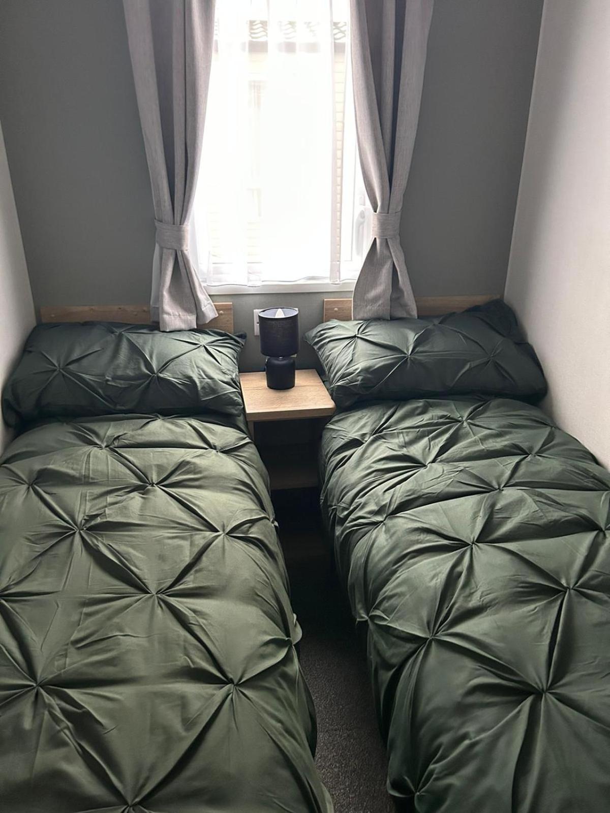 Three-Bedroom Apartment photo 3
