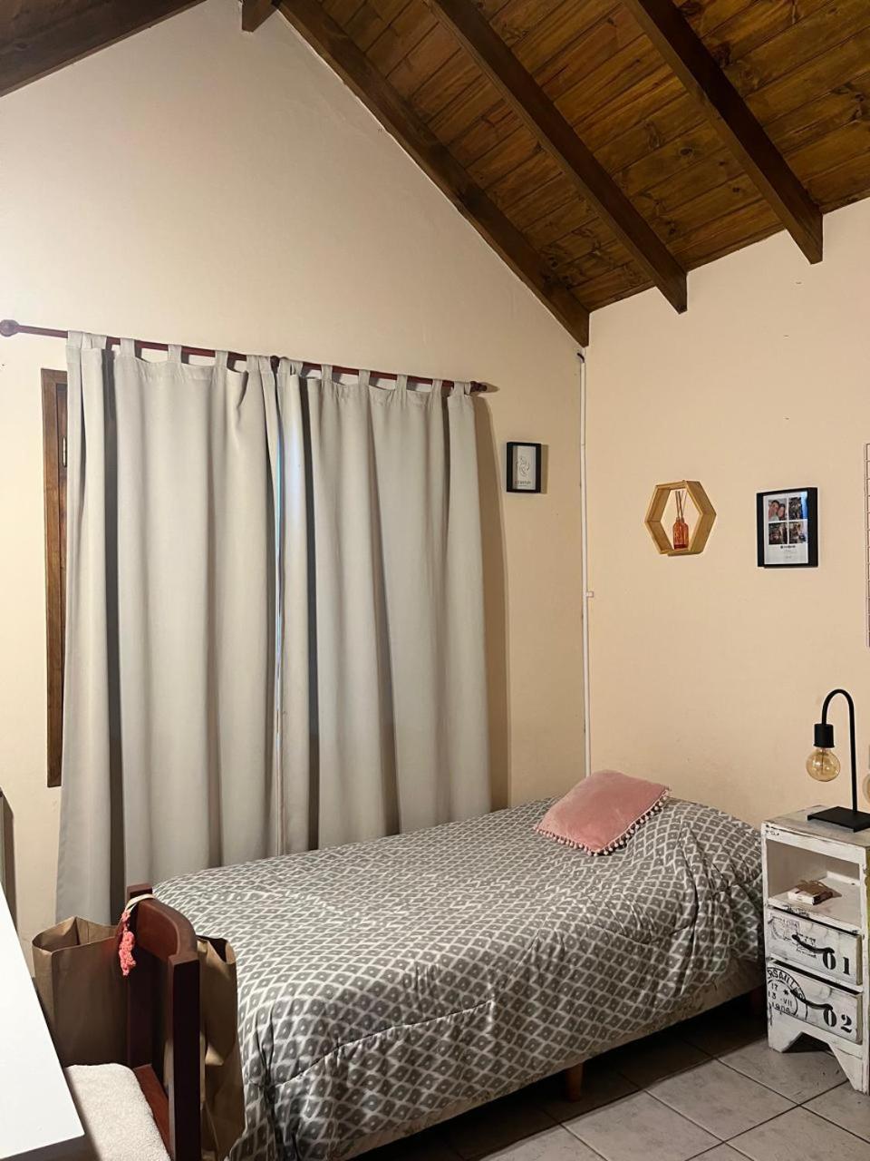 Three-Bedroom House photo 3