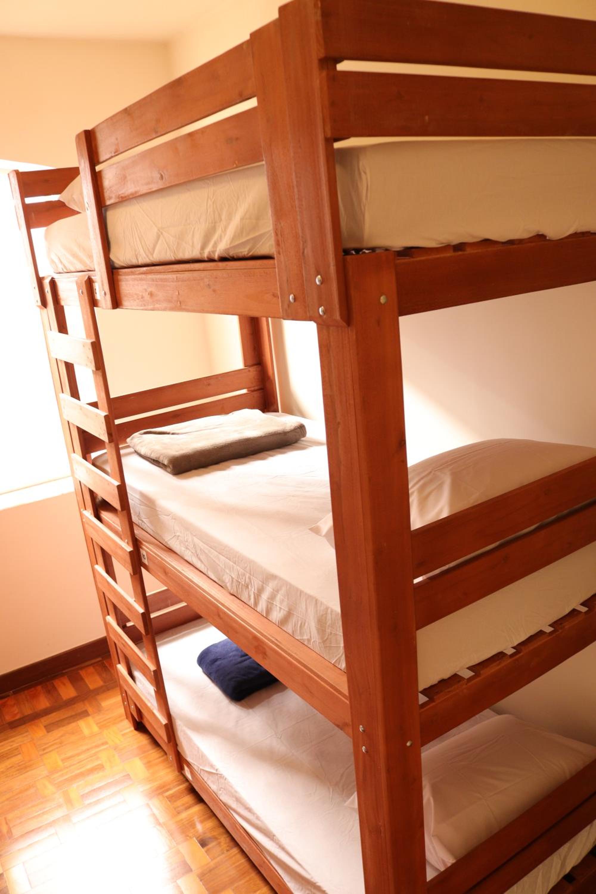 Male Dormitory Room photo 3