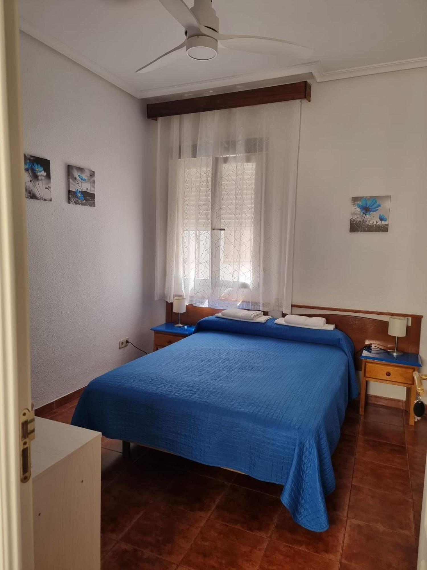 Classic Double Room with Shared Bathroom photo 2