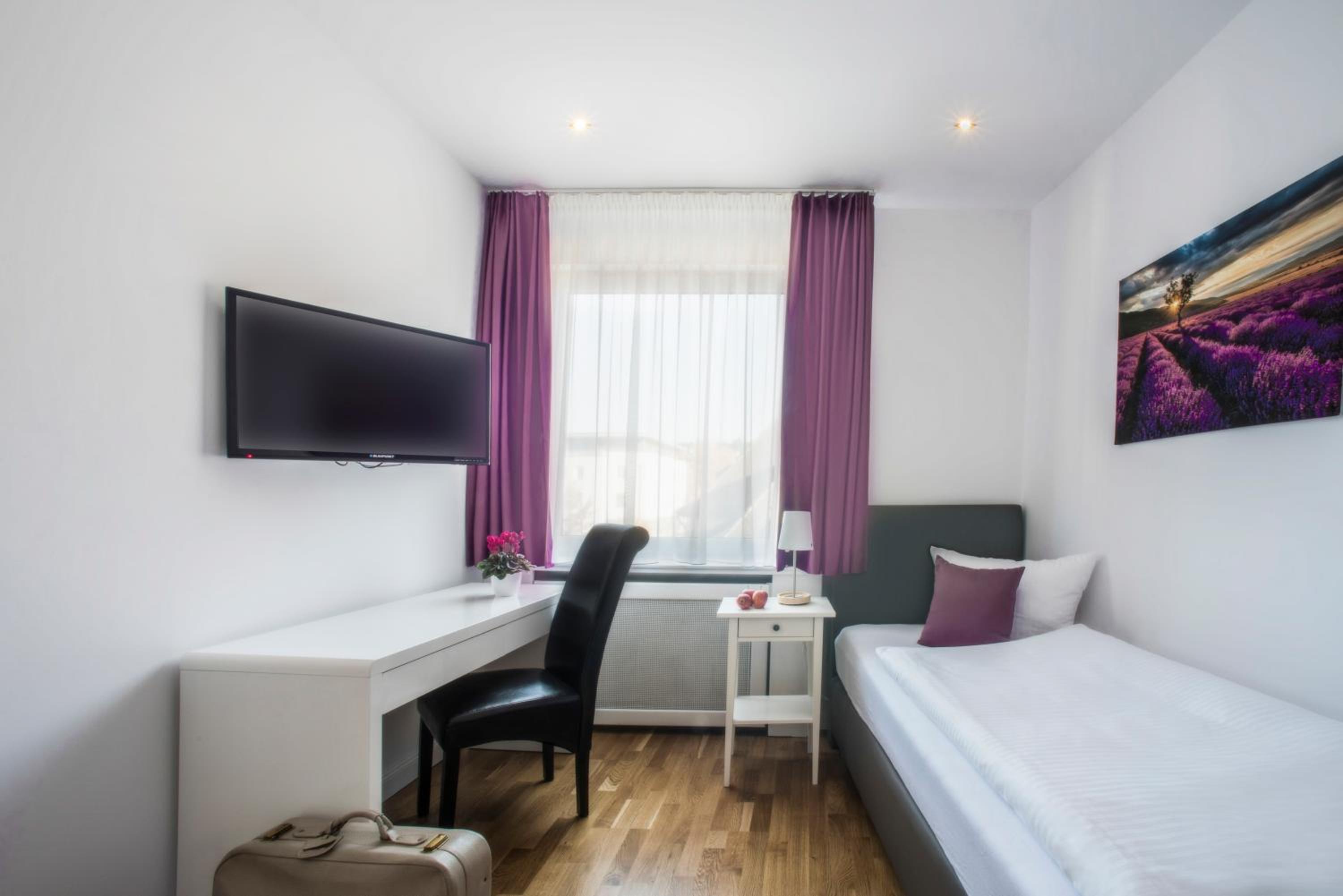 Single Room photo 1