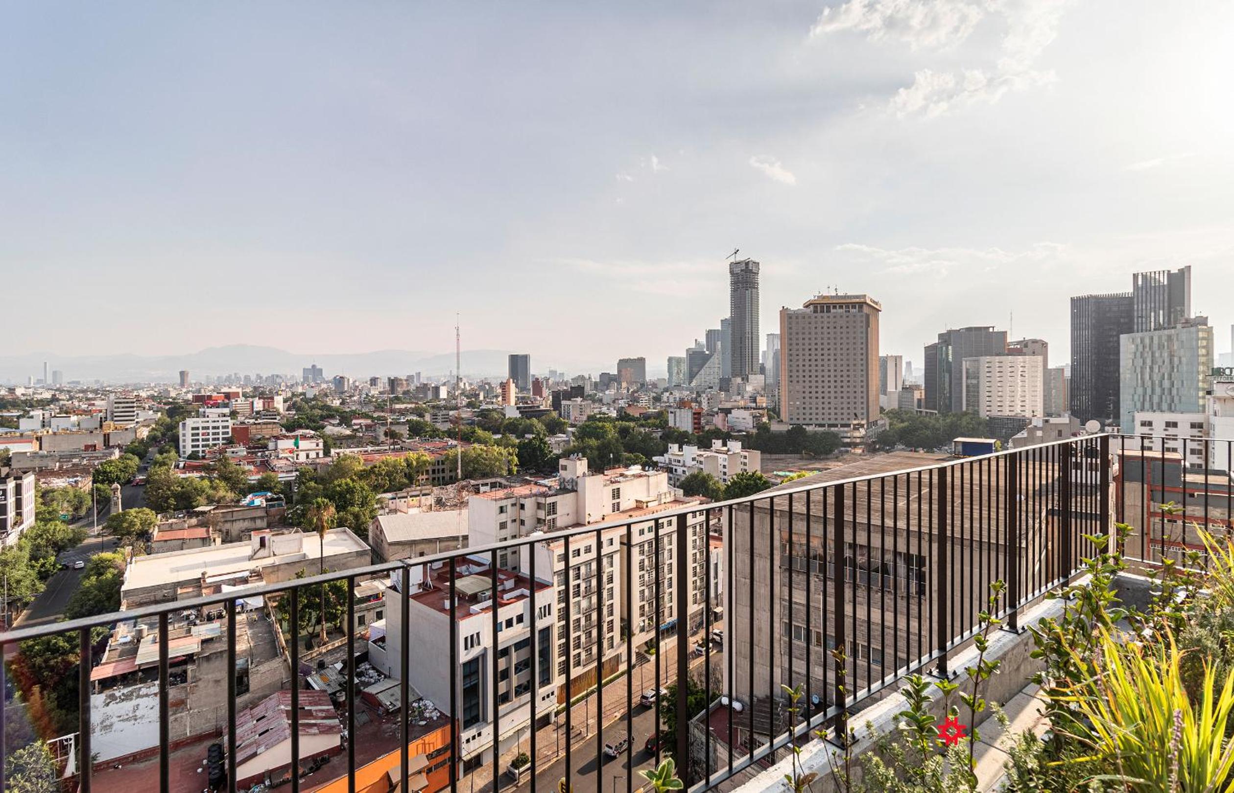 Superior Apartment with City View photo 2