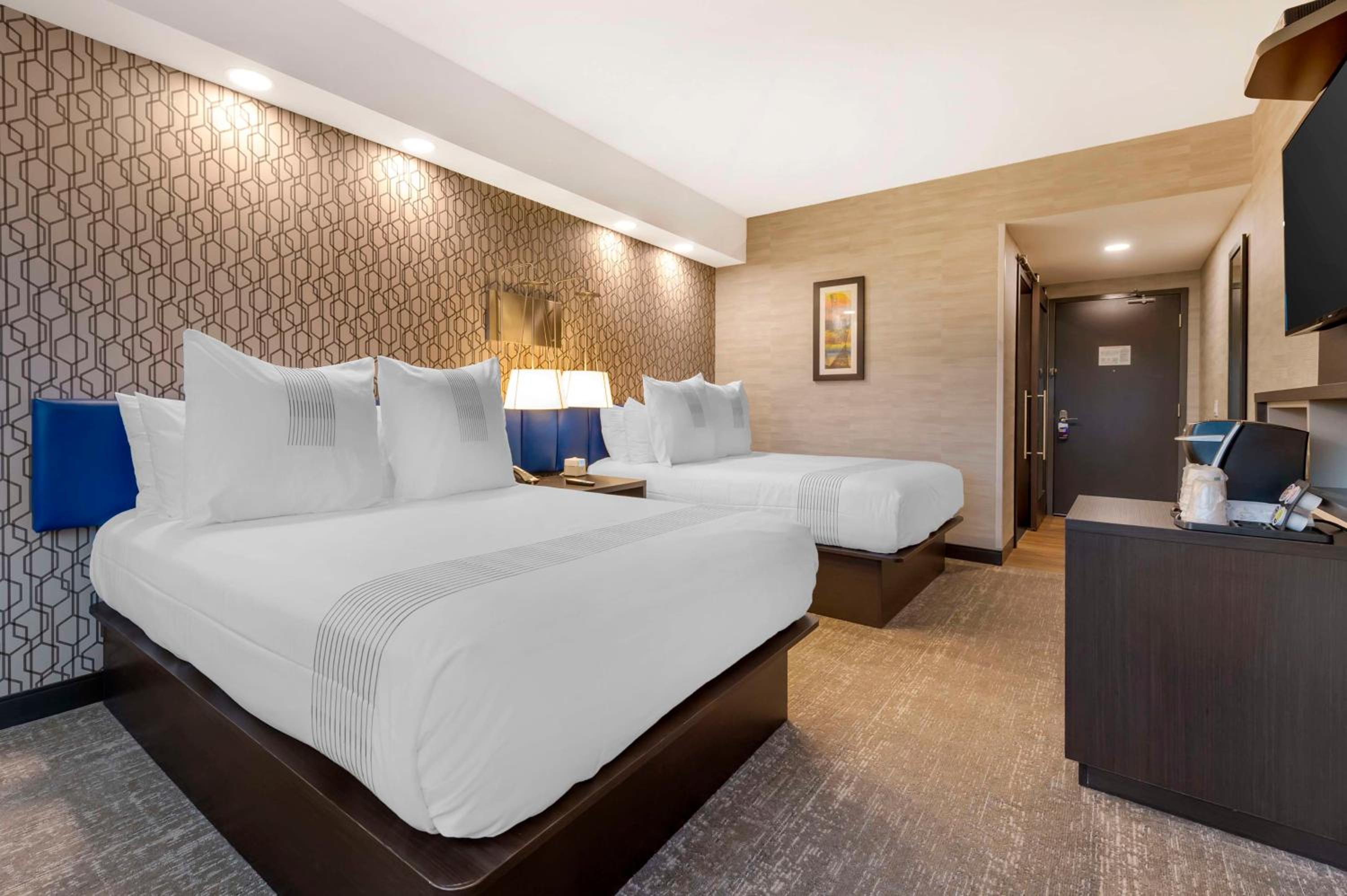 Queen Room with Two Queen Beds