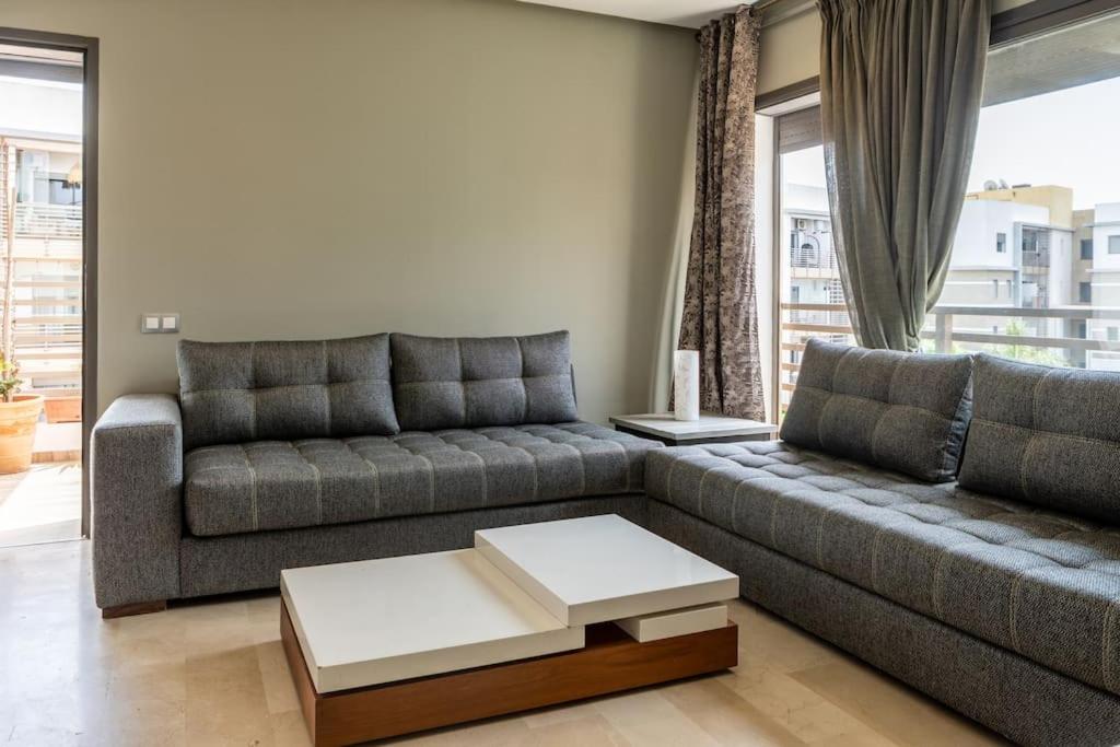 One-Bedroom Apartment photo 2