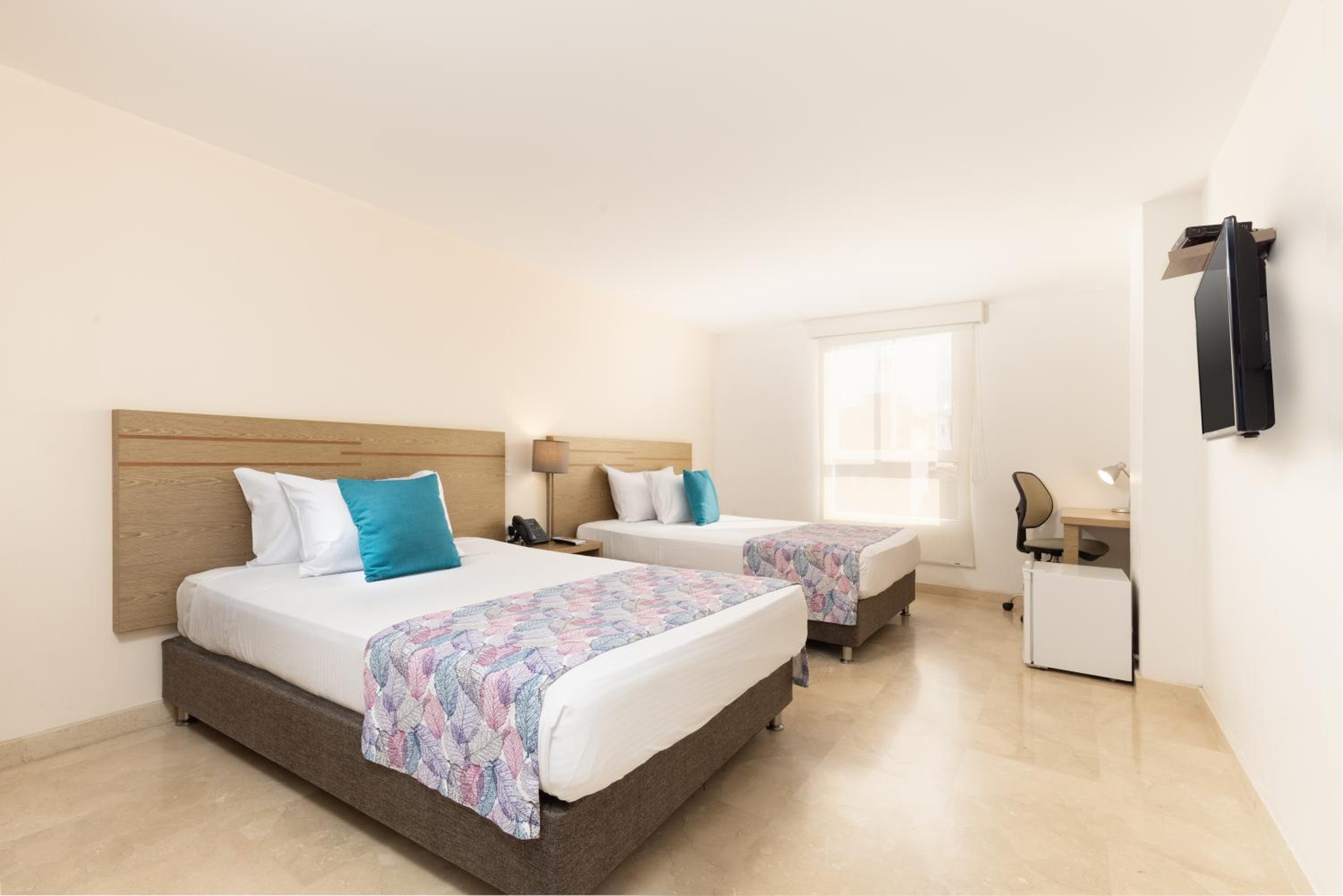 Superior Twin Room photo 3