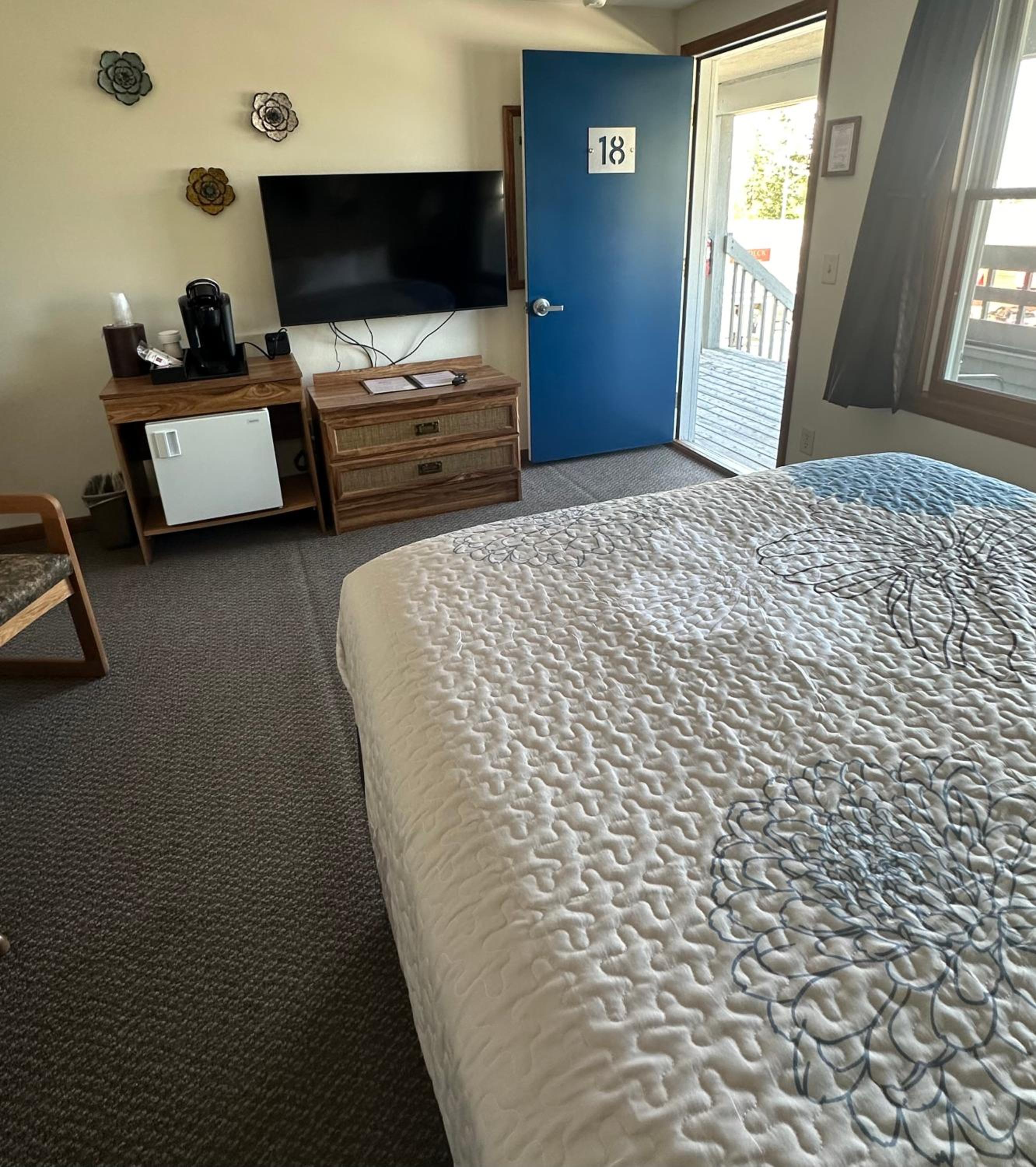 Queen Room with Garden View photo 2