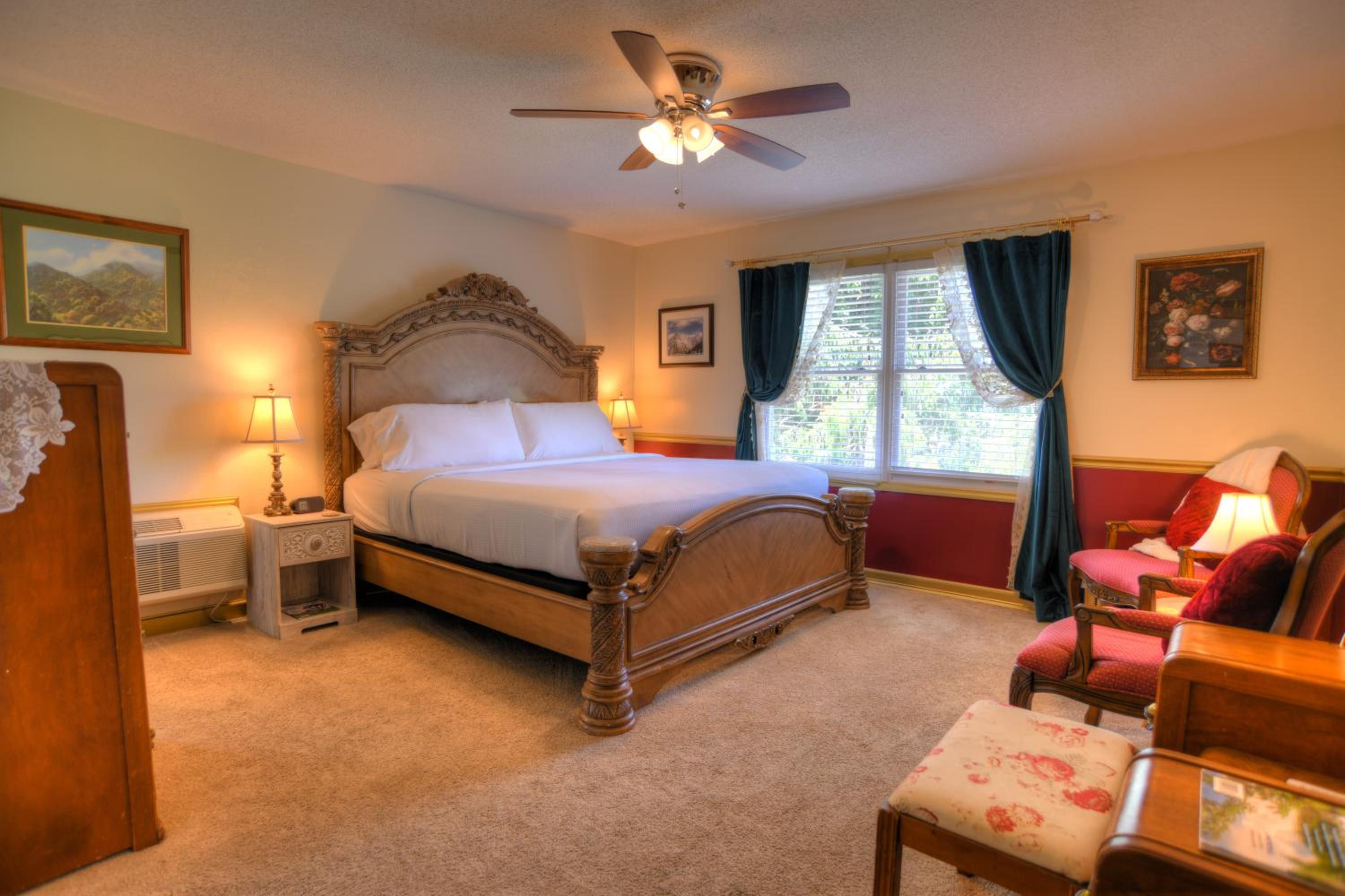 Queen Room