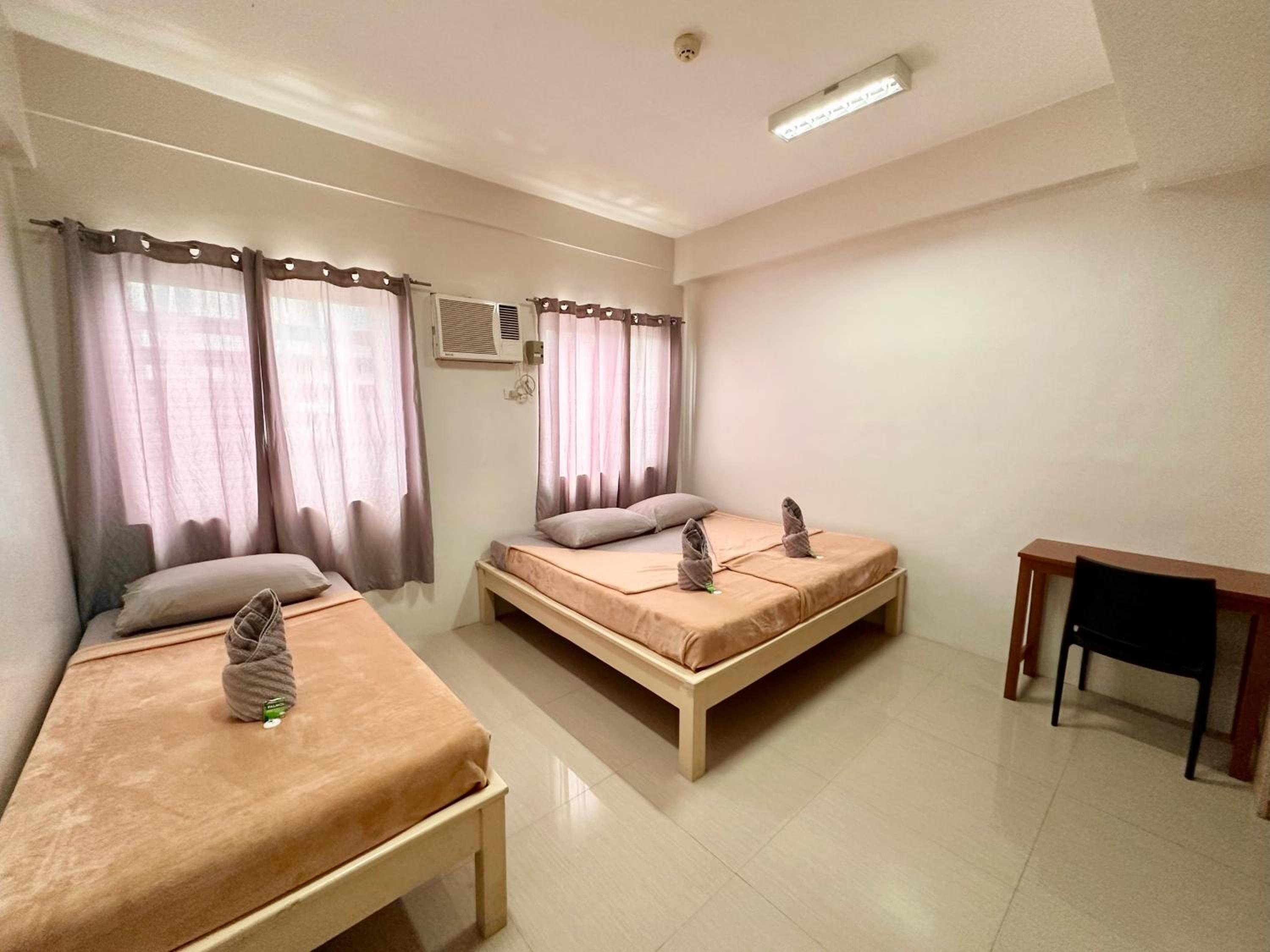Standard Triple Room - Photo 1