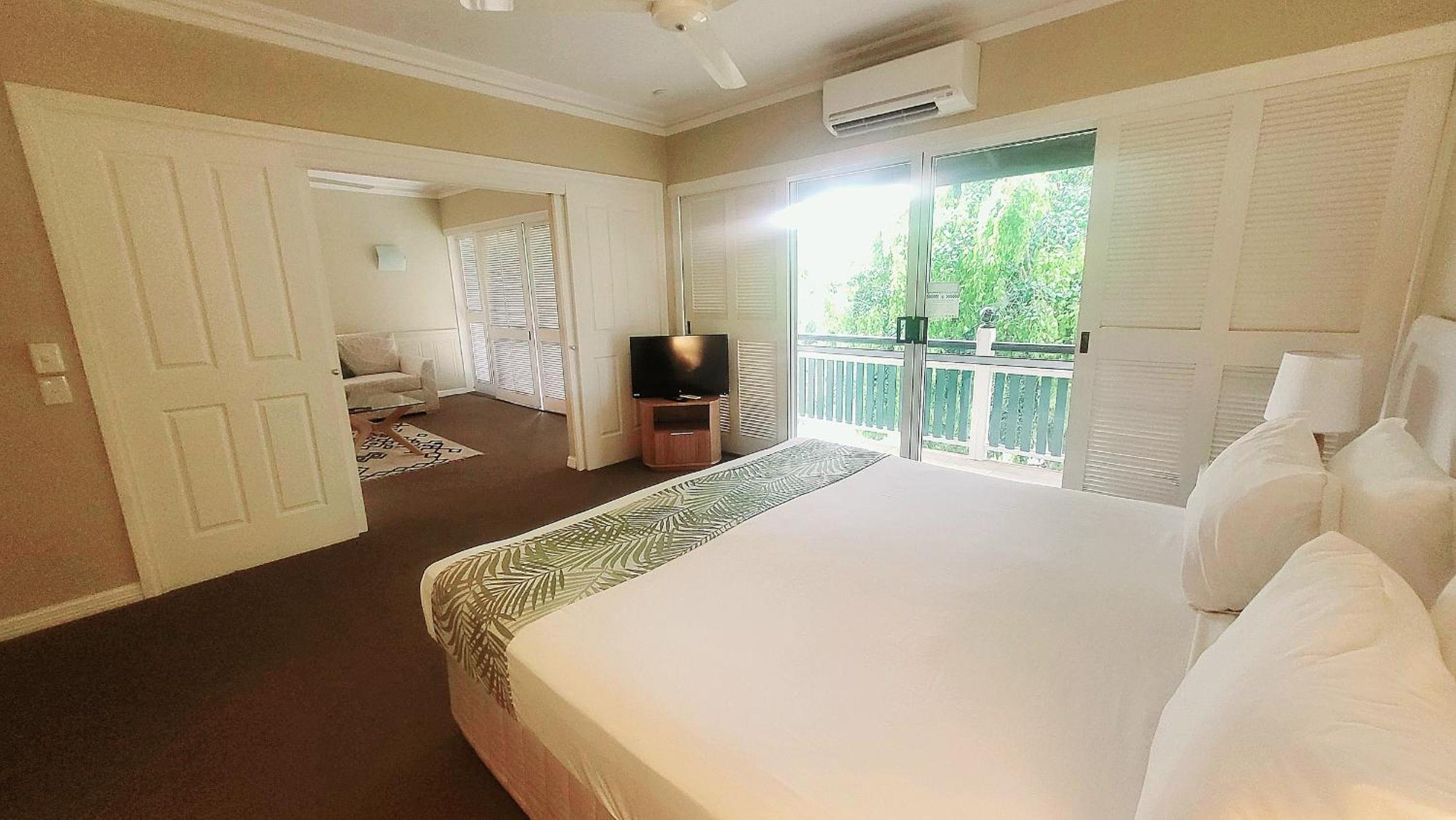 Tropical Suite - Photo 7