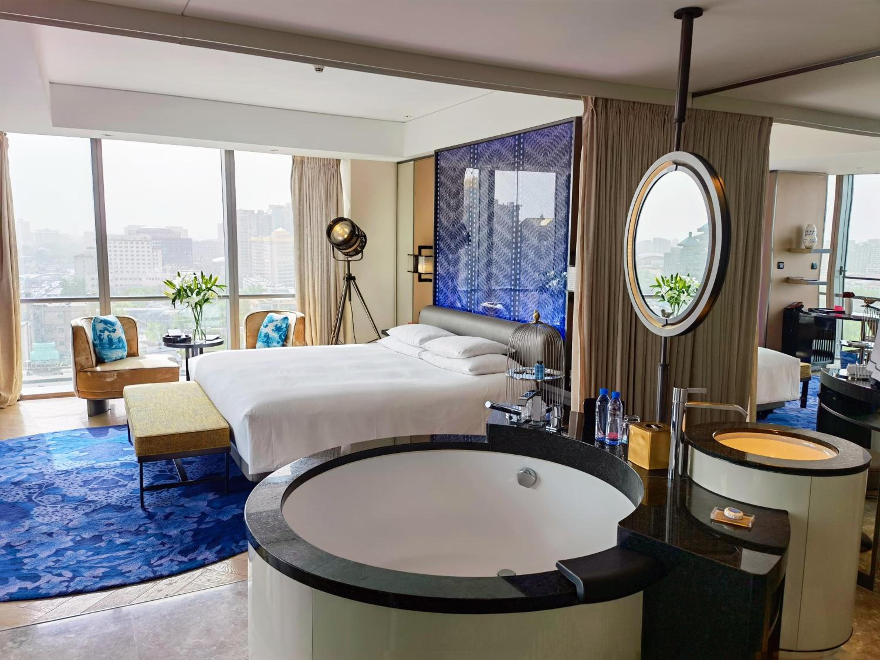 Magnifique Family Room inclusive Mini Bar for the first round and 20% off F&B at hotel’s in-house restaurants photo 3
