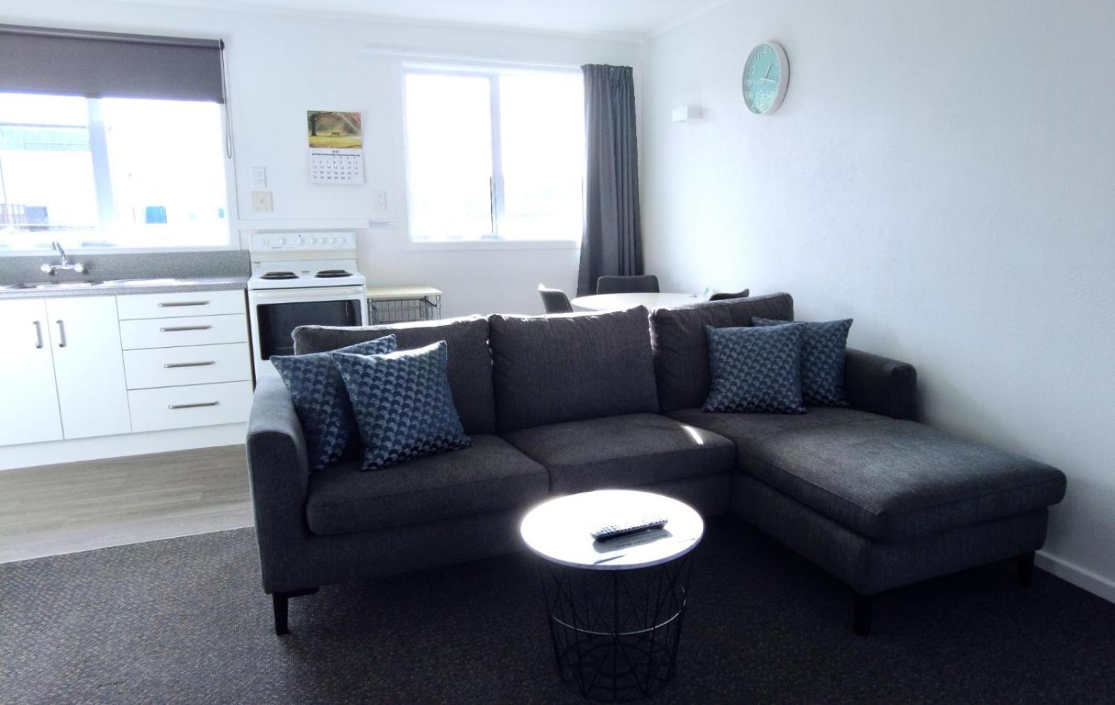 Superior One-Bedroom Apartment