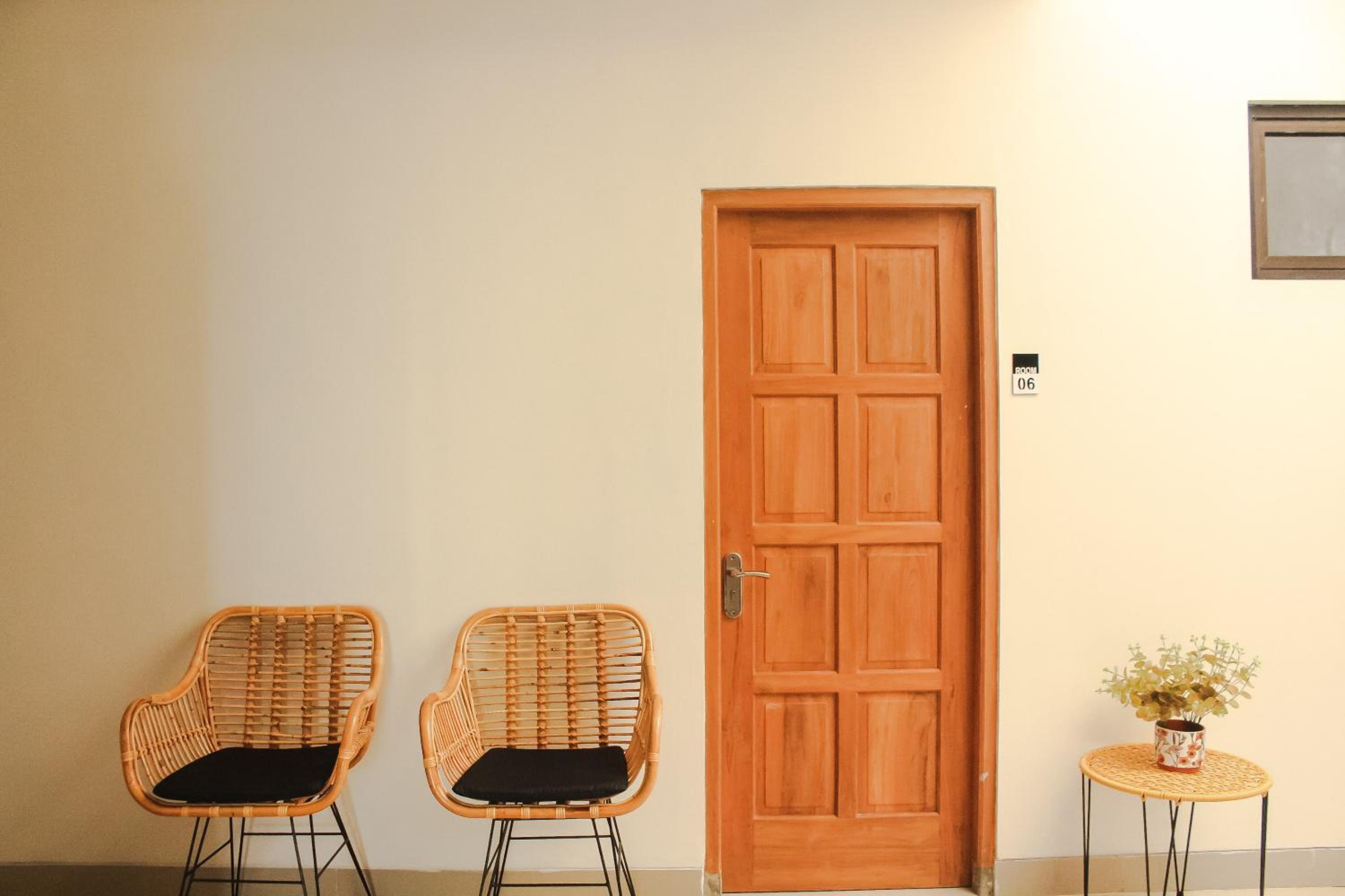 Deluxe Room - Photo 9