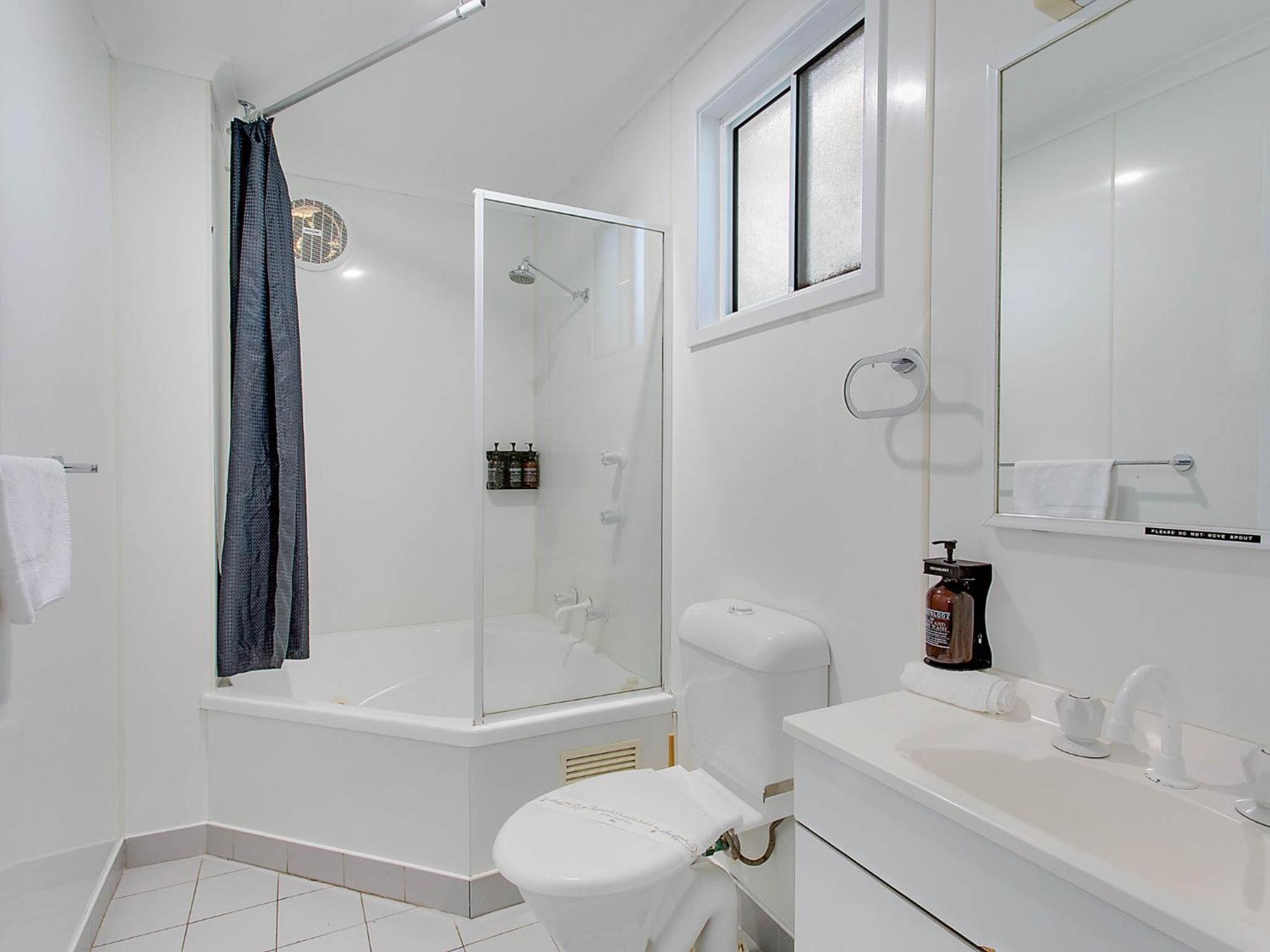 Standard Two-Bedroom Cabin - Not Pet Friendly photo 2