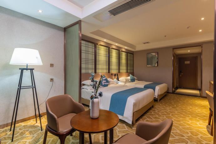 Superior King Or Twin Room photo 1