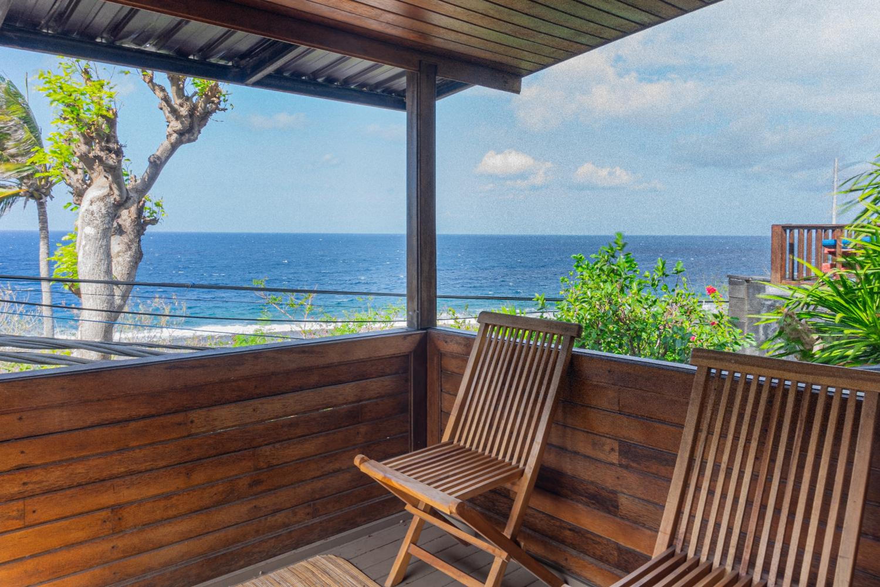 Double Room with Balcony and Sea View - Photo 8