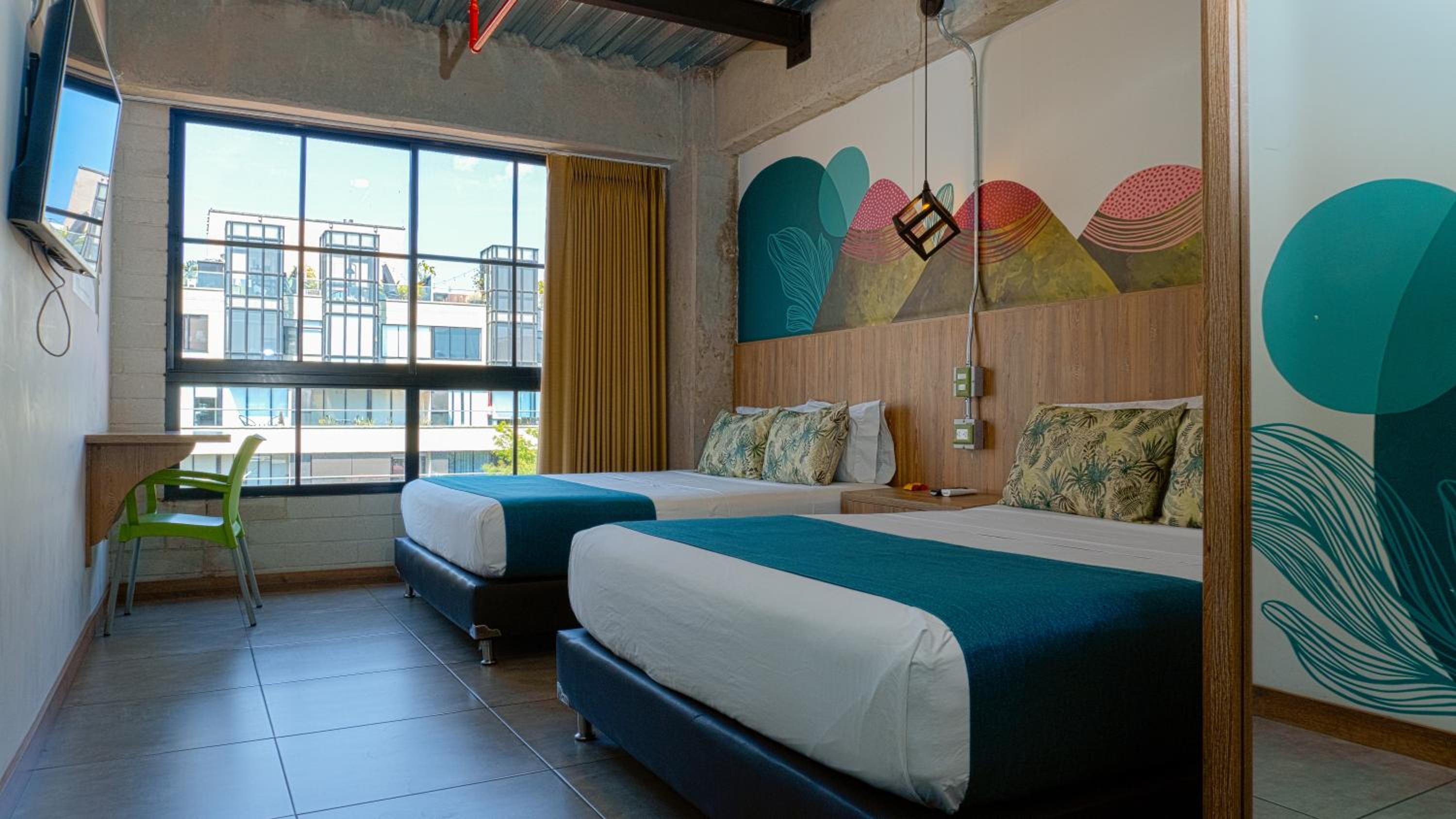 Superior Twin Room with City View