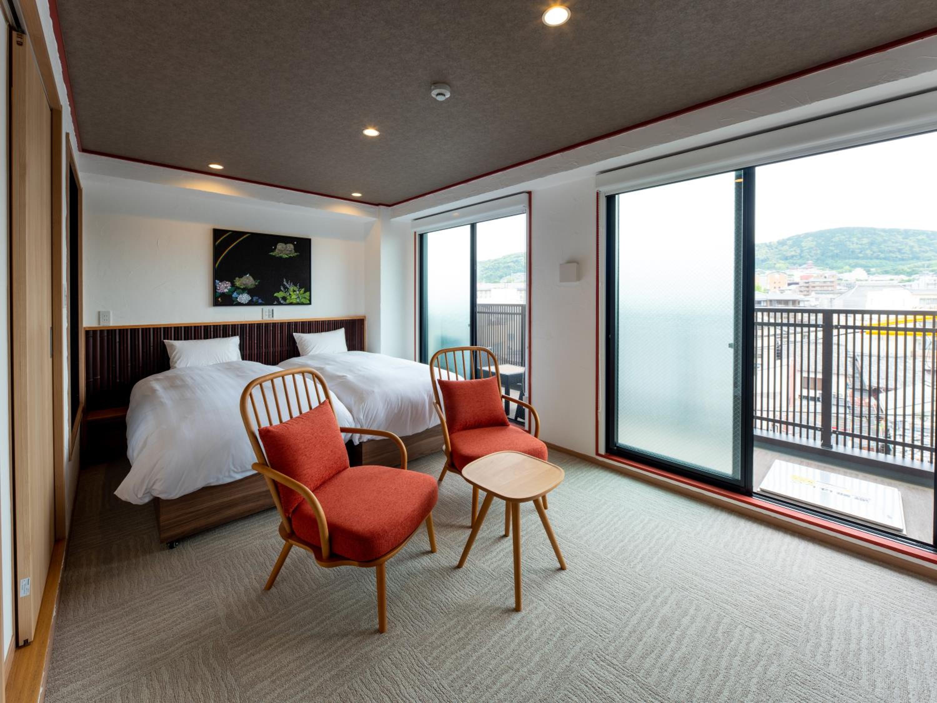 Large Twin Room