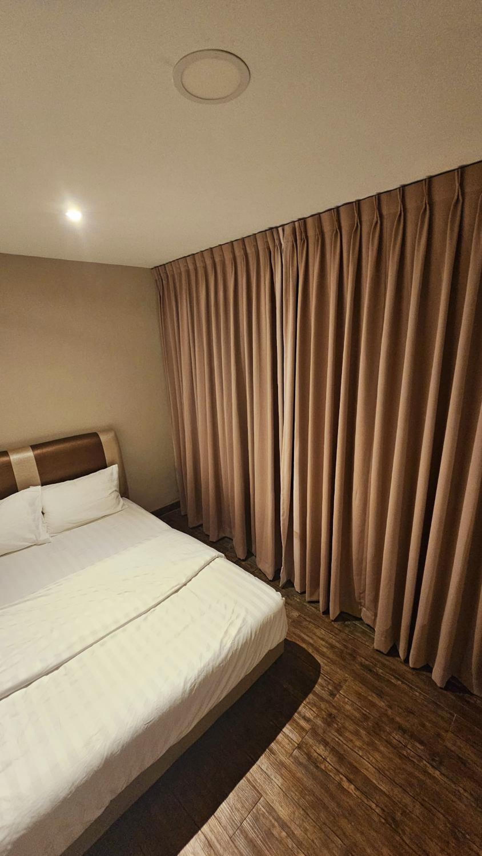 Deluxe Queen Room photo 2