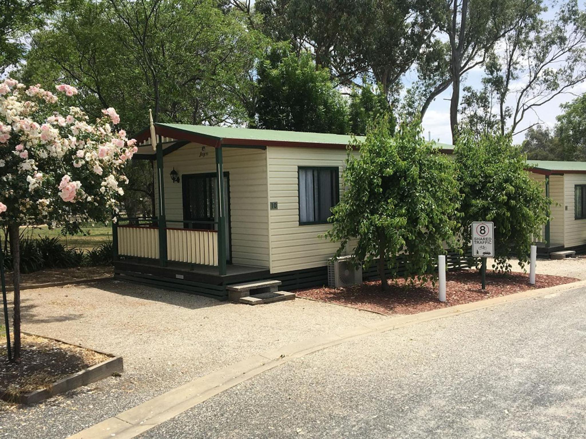 Economy Two-Bedroom Cabin - Sleeps 6 - Not Pet Friendly photo 1