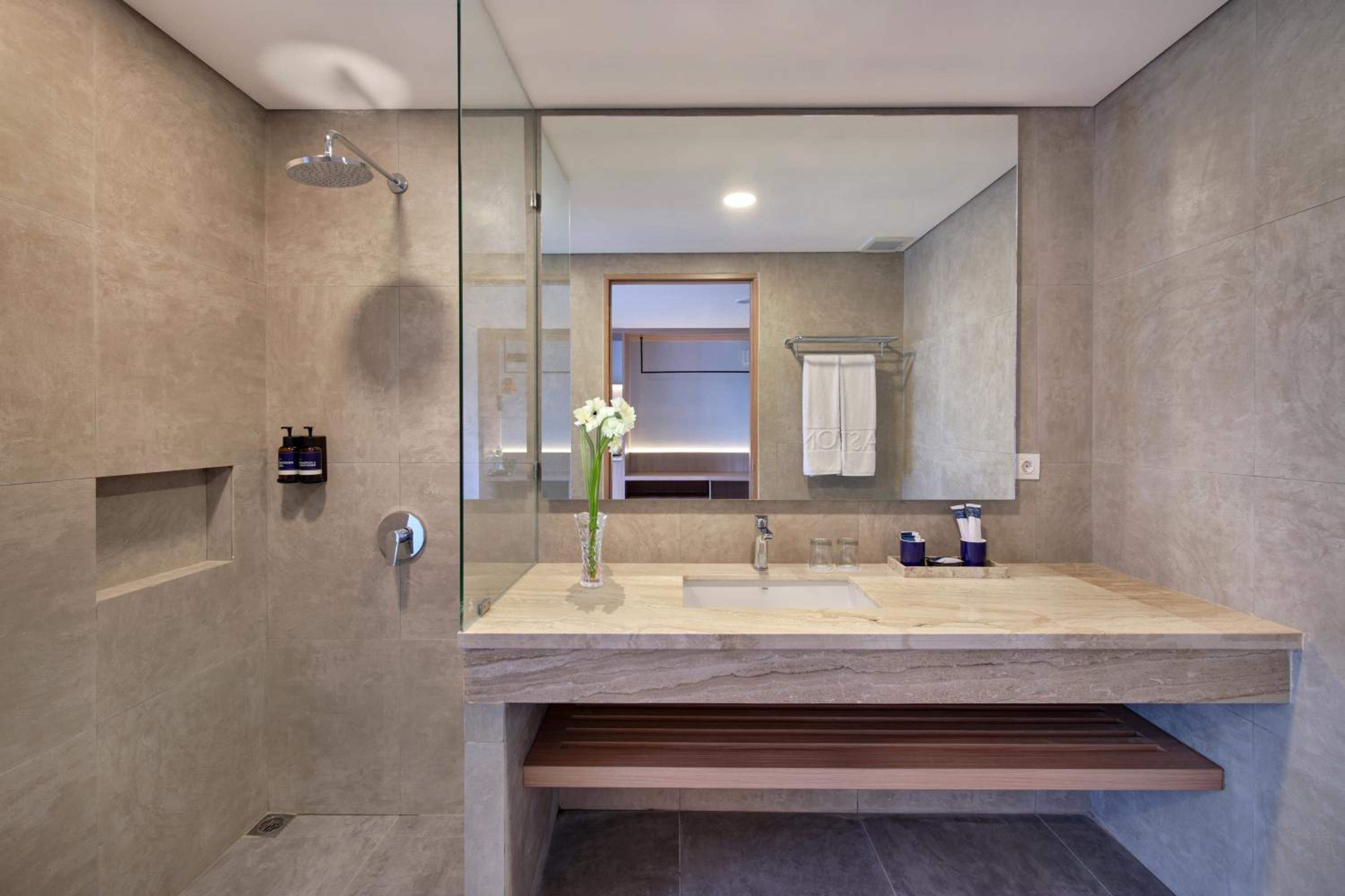 Deluxe Double or Twin Room - Photo 2