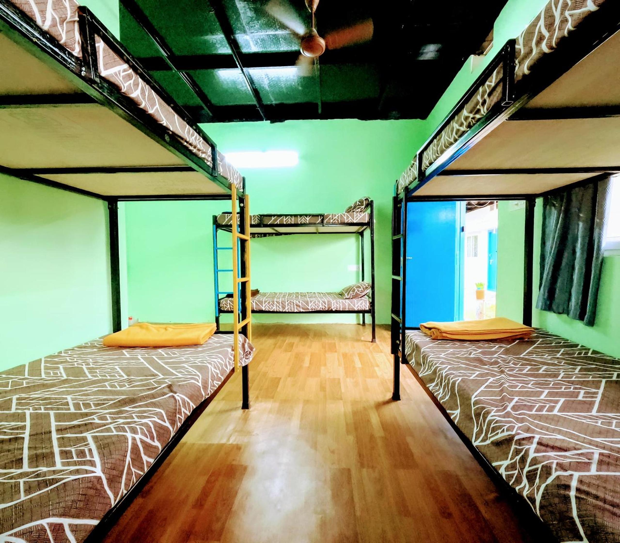 Bed in 6-Bed Mixed Dormitory Room