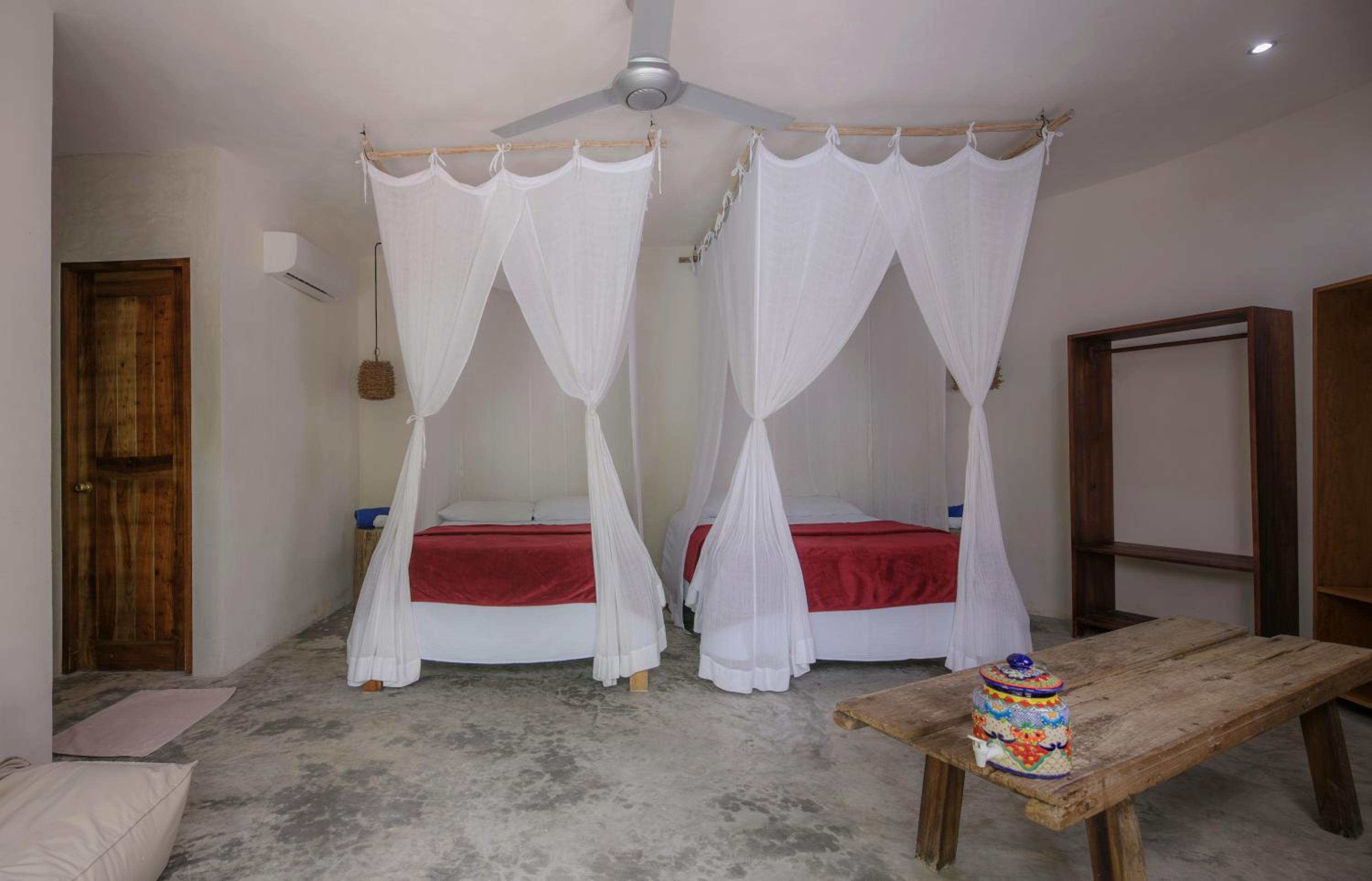 Villa with Garden View - Photo 2