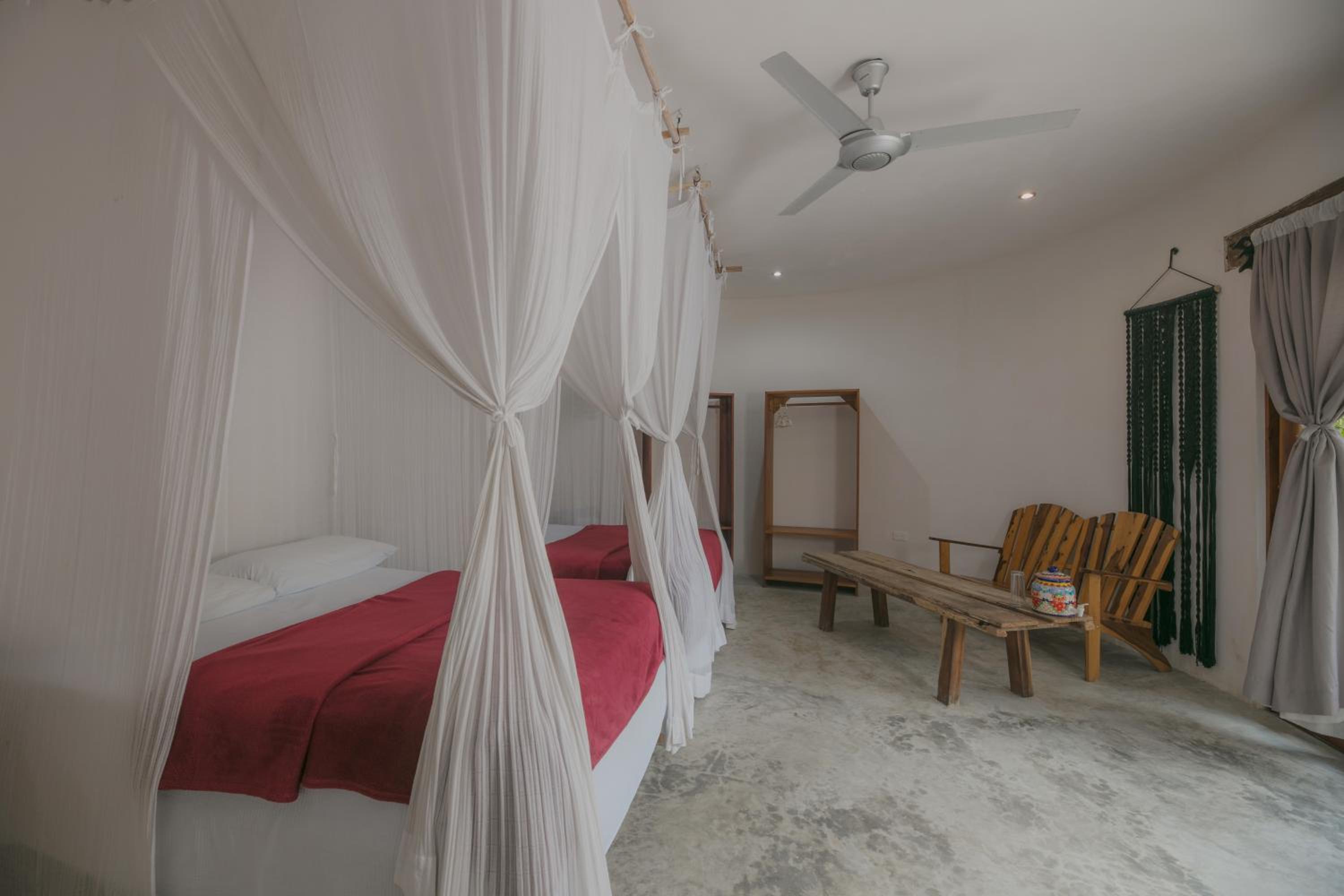 Villa with Garden View - Photo 4