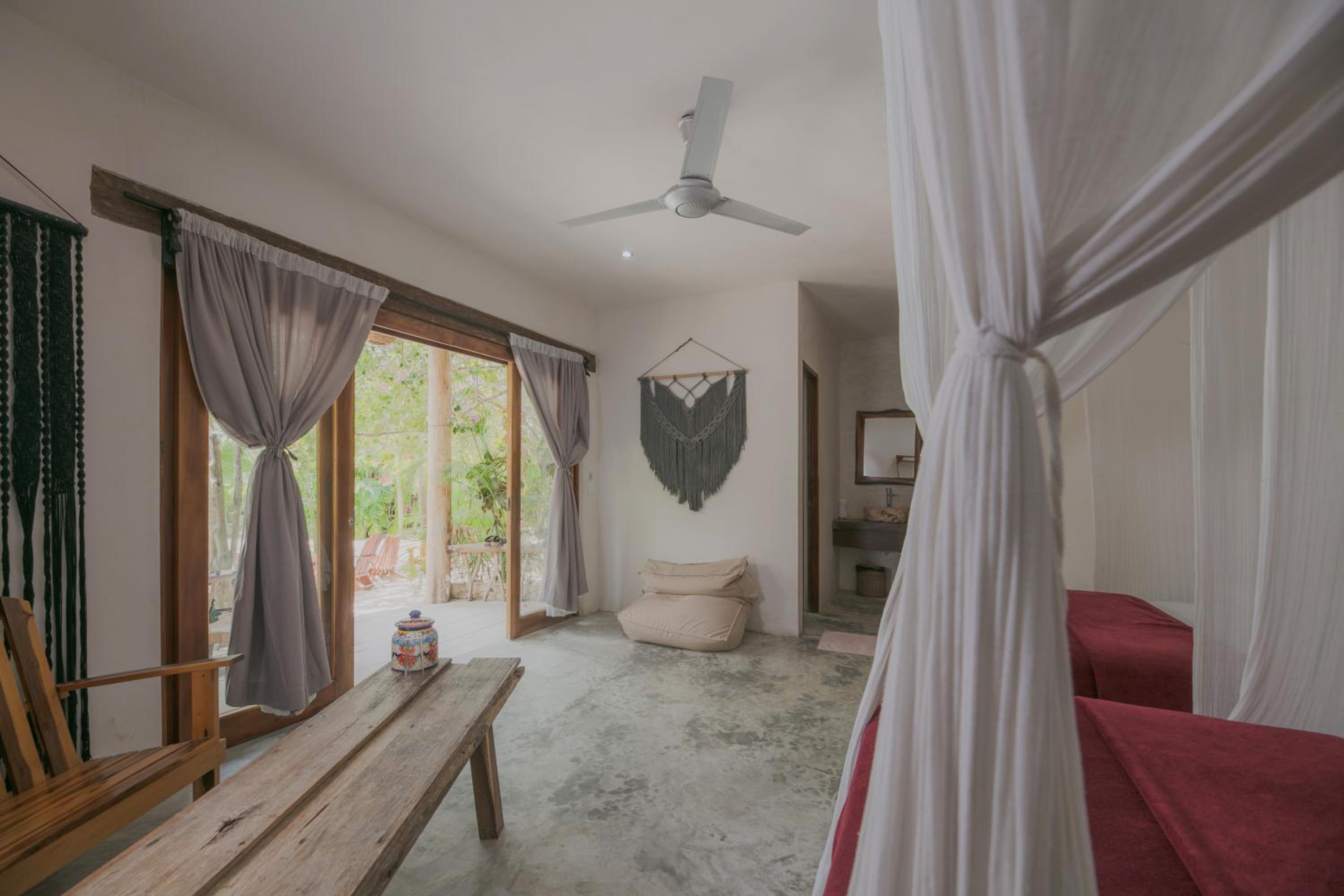 Villa with Garden View - Photo 5