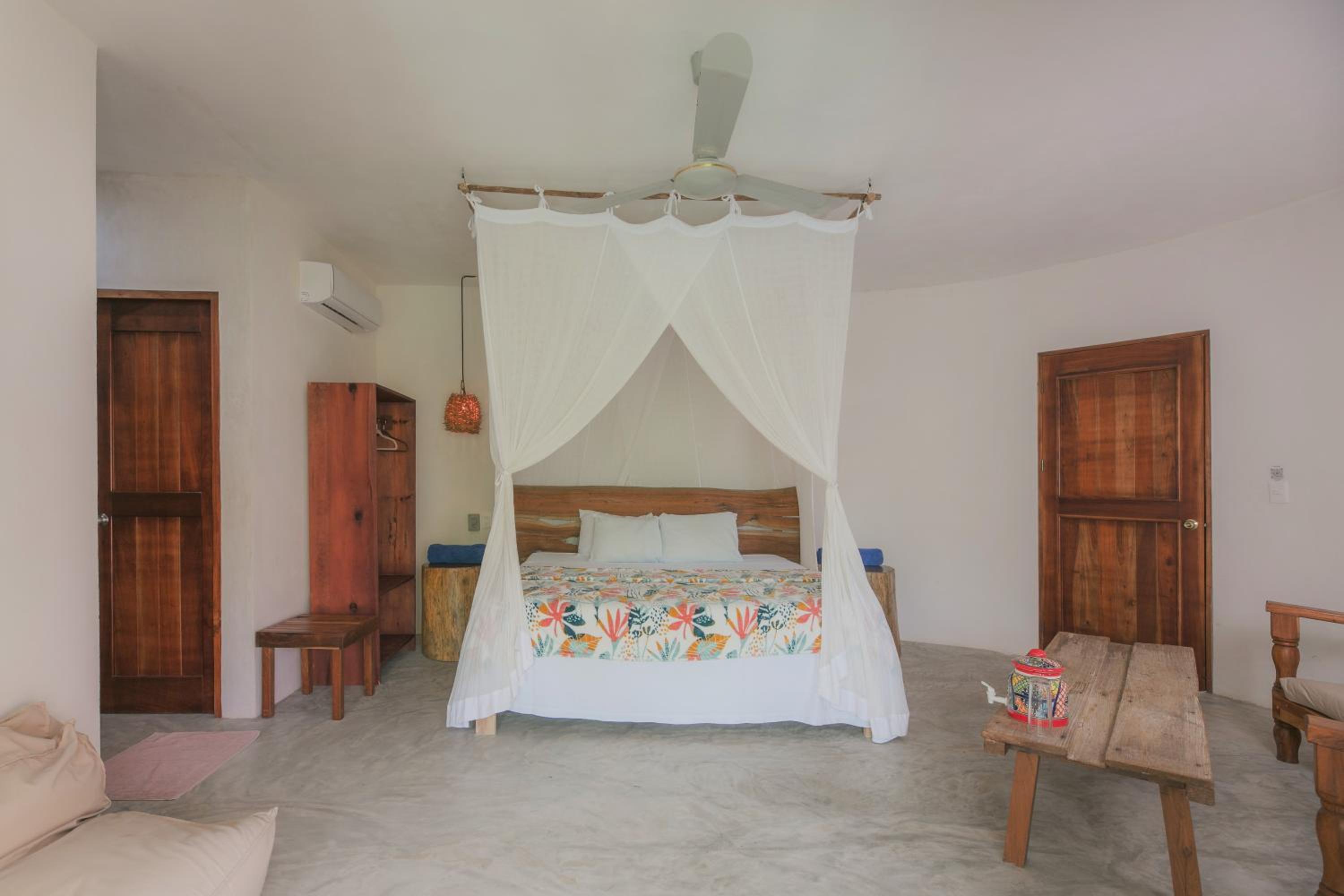 Villa with Pool View - Photo 1