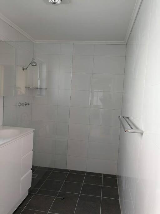 Three-Bedroom Vacation Home  photo 2