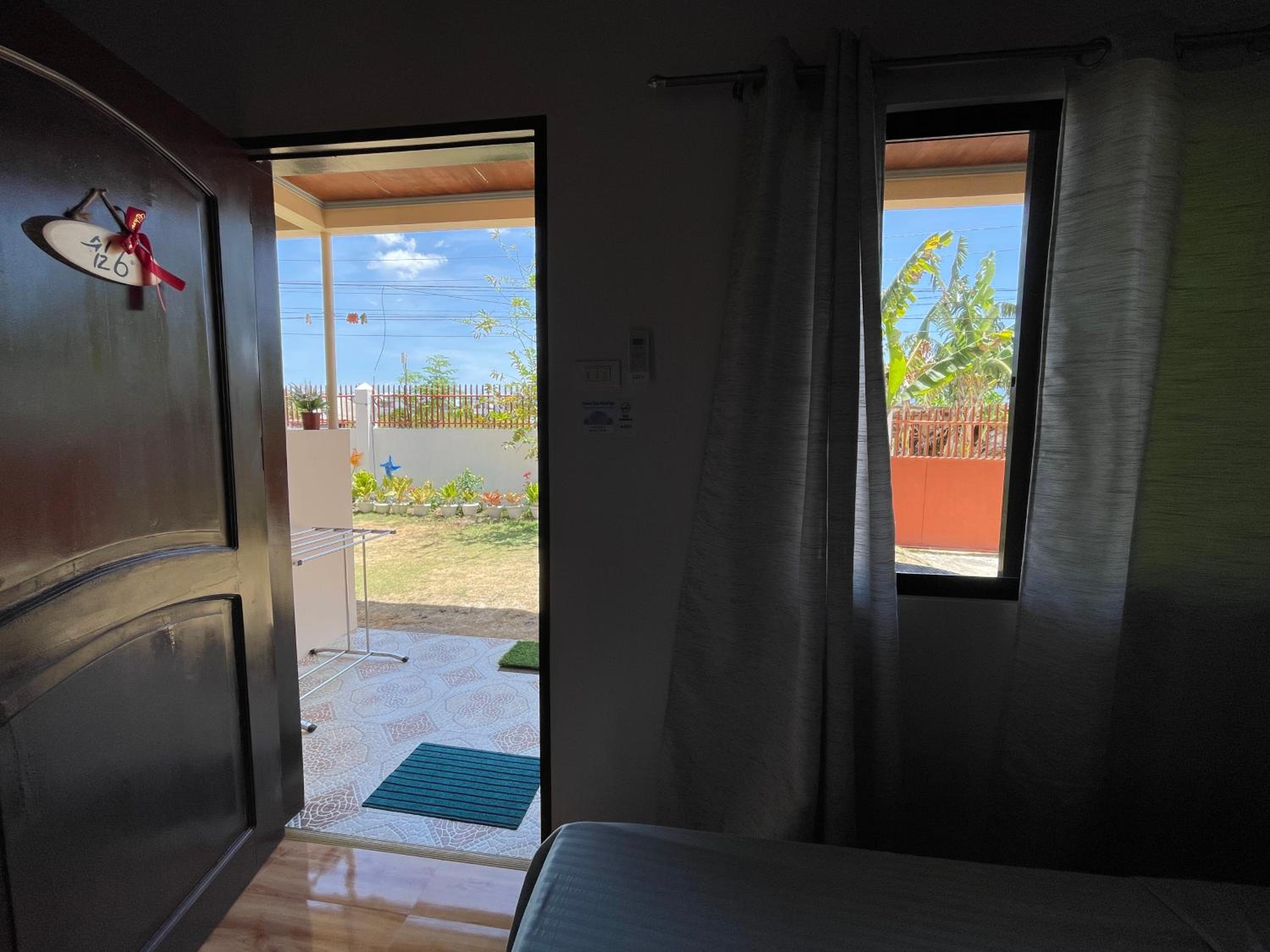 Double or Twin Room with Garden View - Photo 2