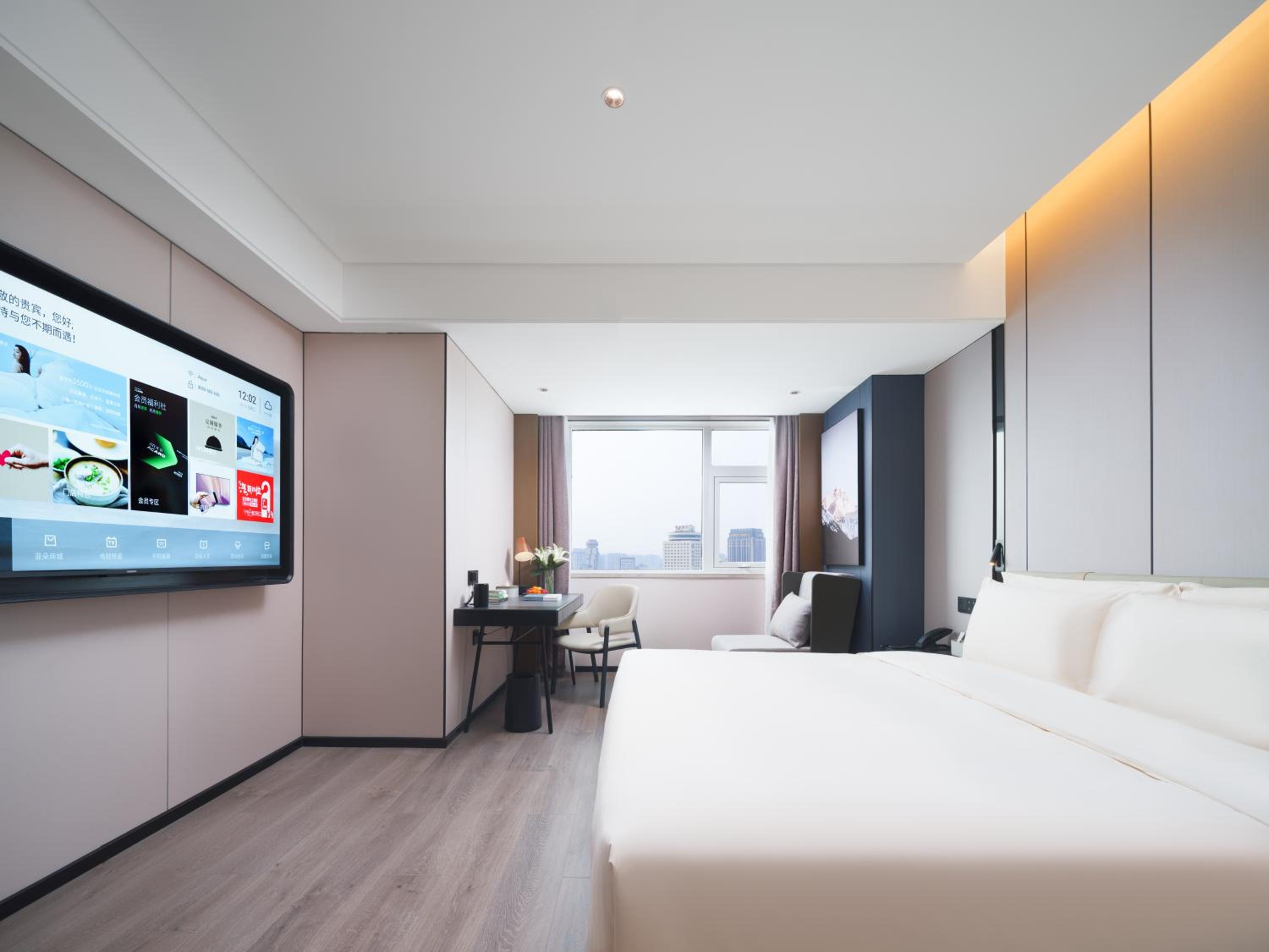 Superior Queen Room with View photo 2