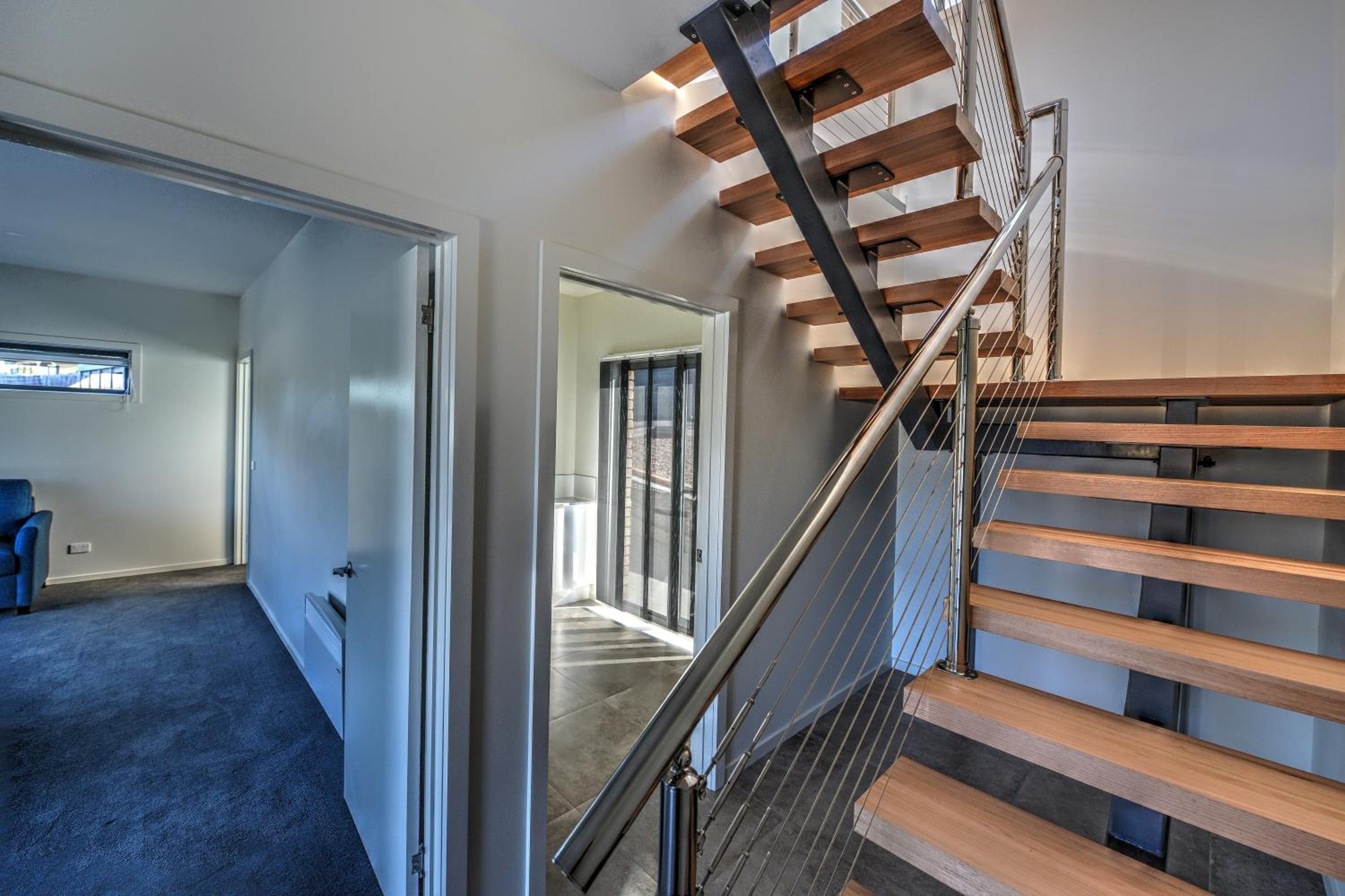 Three-Bedroom House photo 2