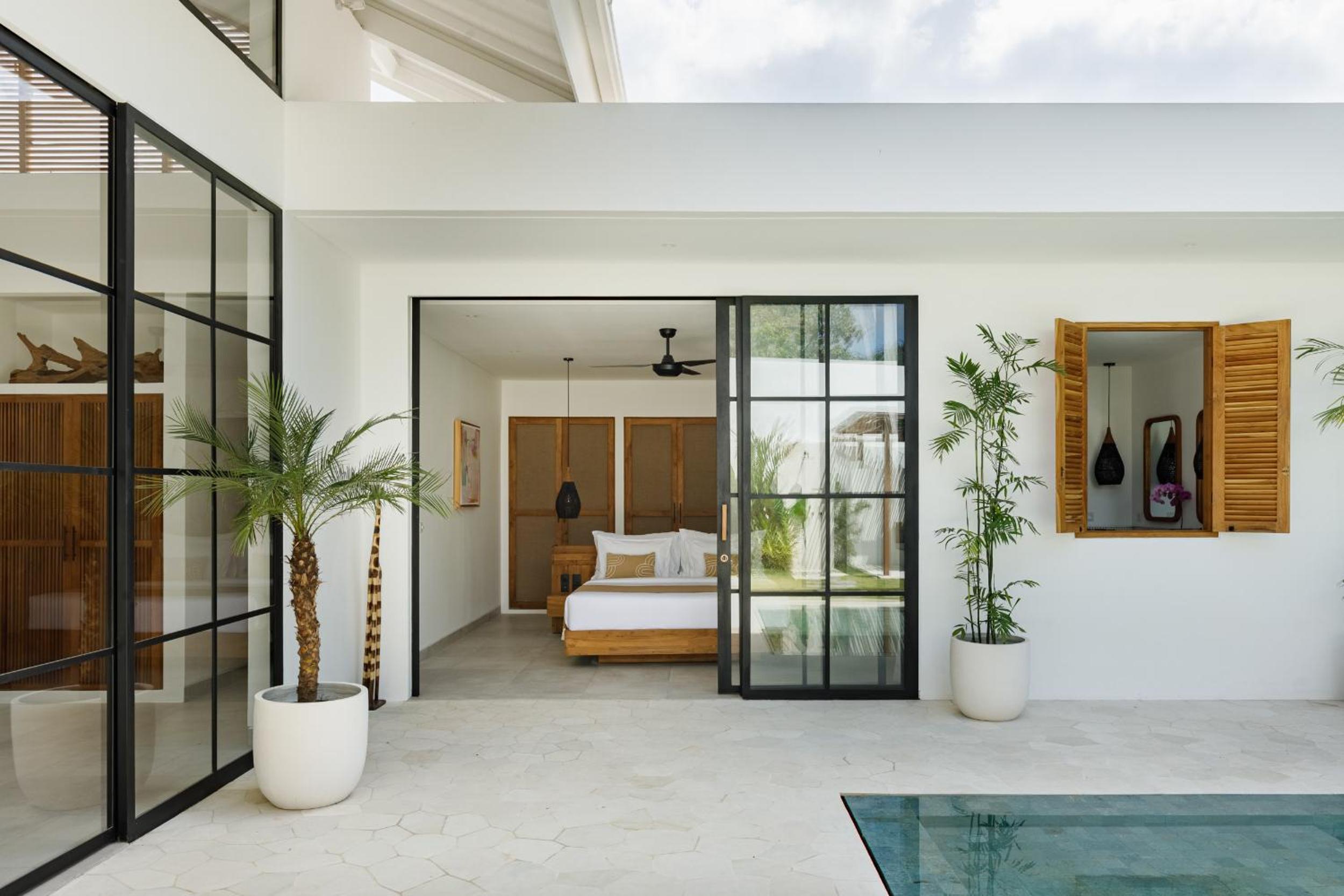 Villa with Private Pool photo 2