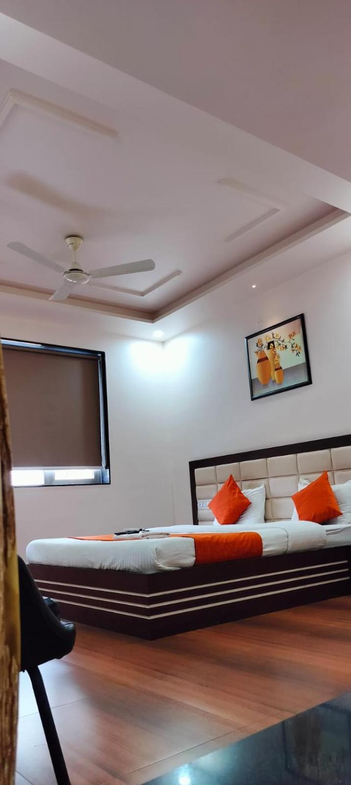 Deluxe Double Room (2 Adults + 1 Child) photo 1