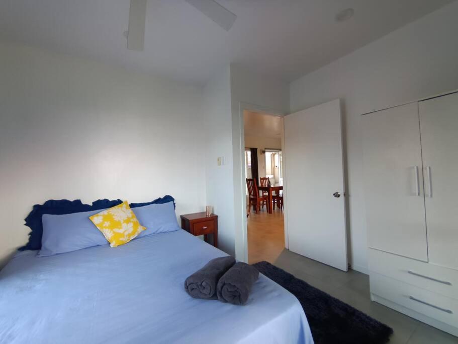 Two-Bedroom House photo 3