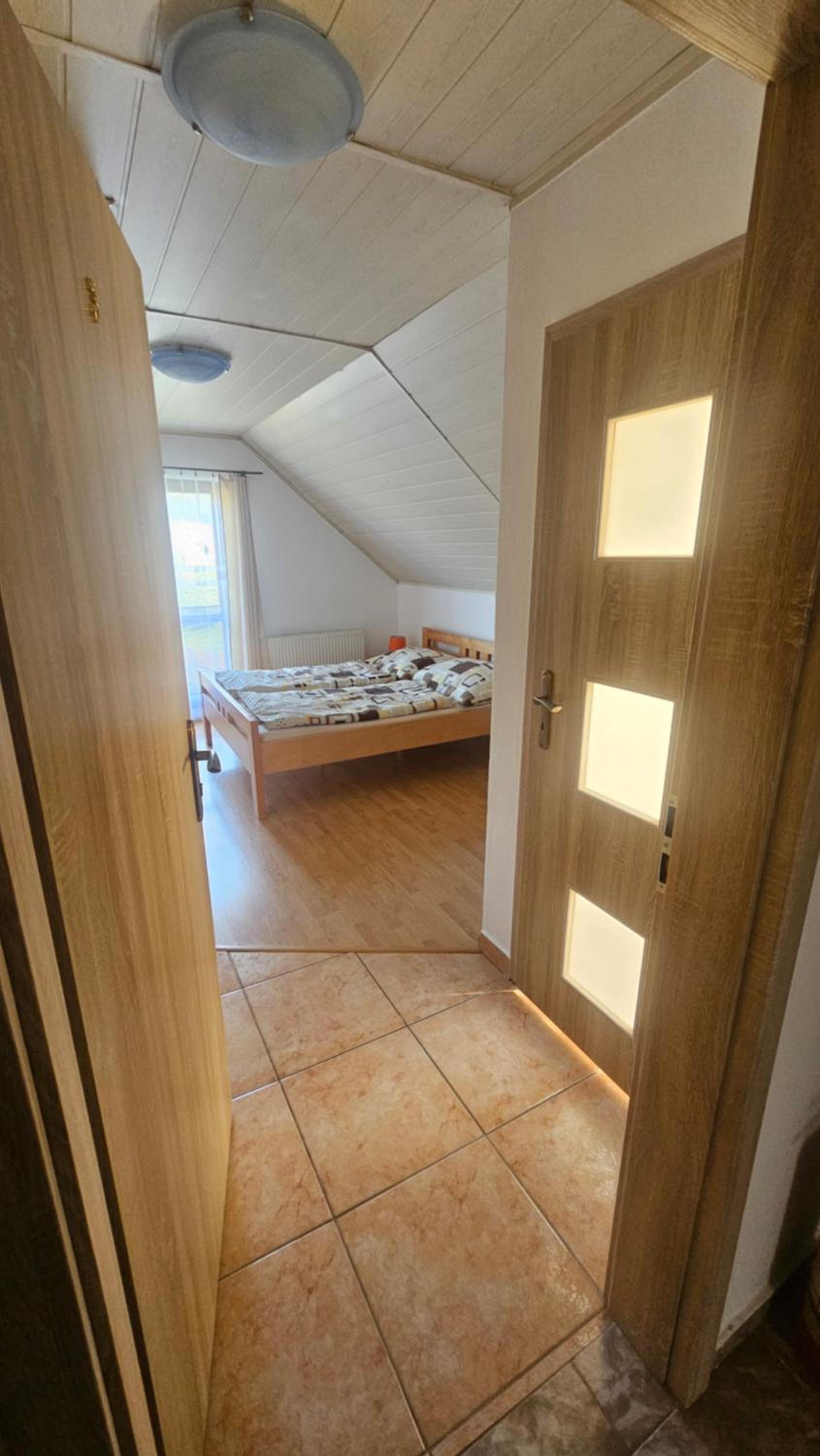 Double Room with Balcony - Photo 3