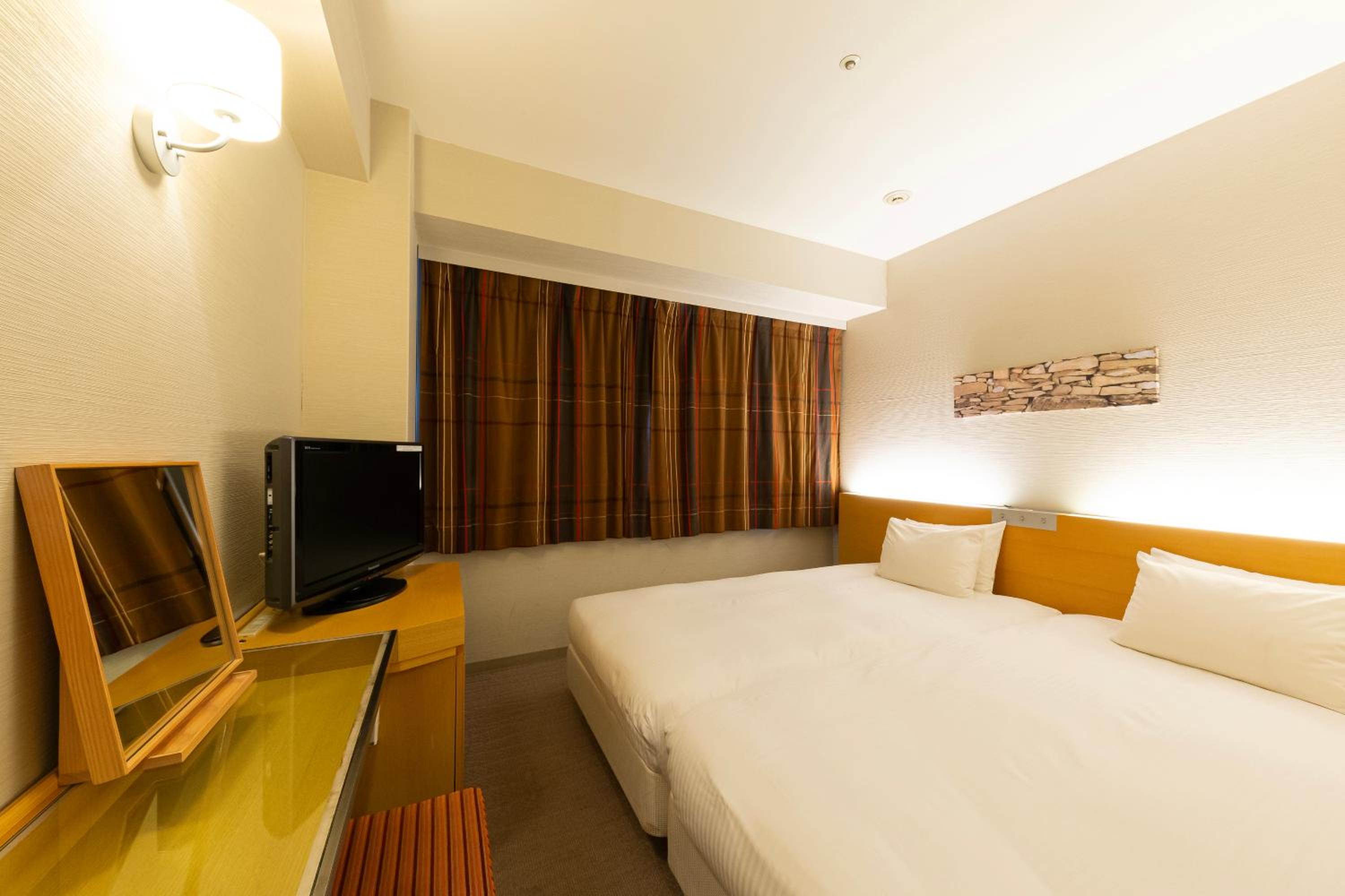 Hollywood Twin Room - Non-Smoking photo 1