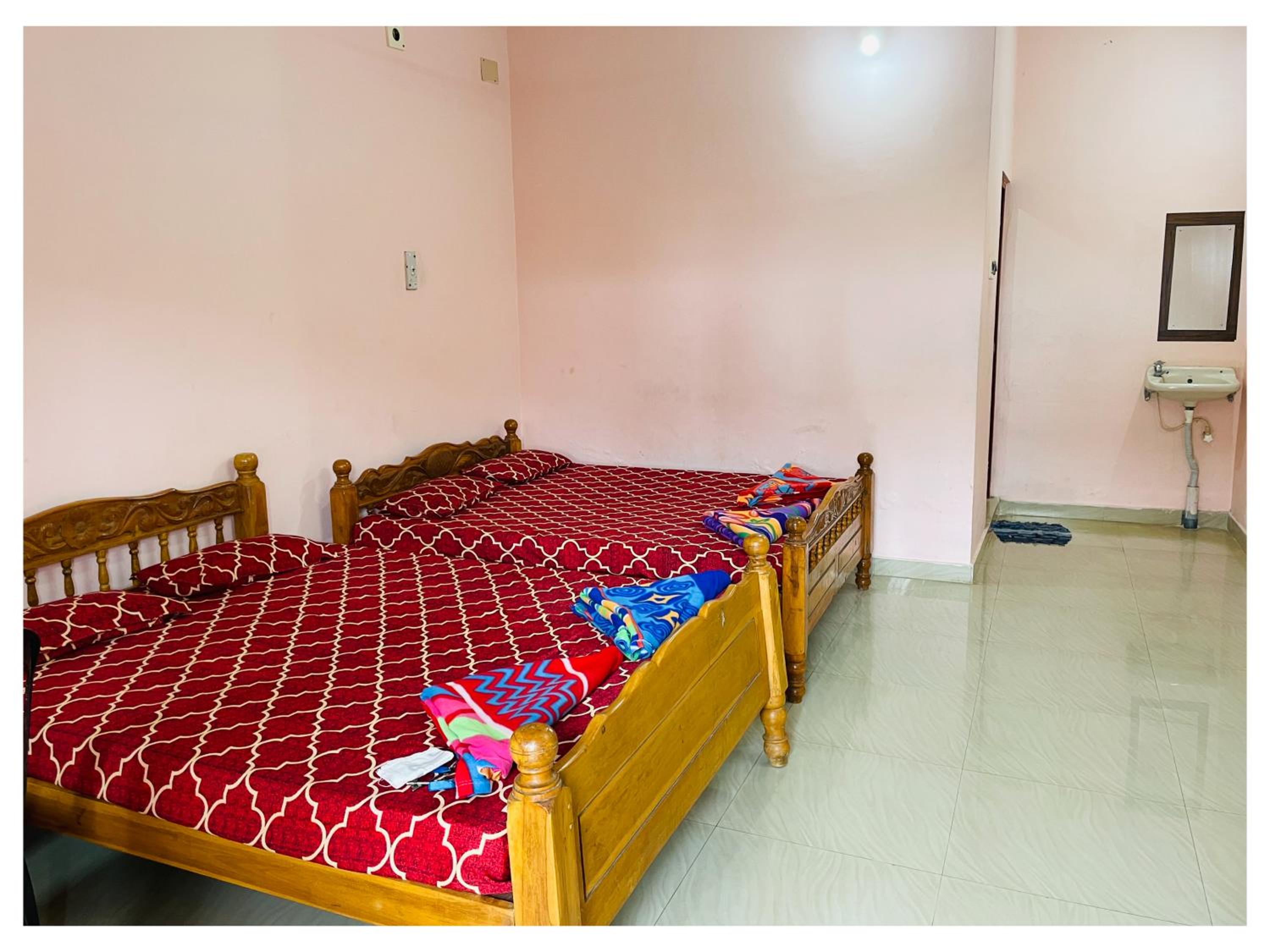 Comfort Triple Room - Photo 13