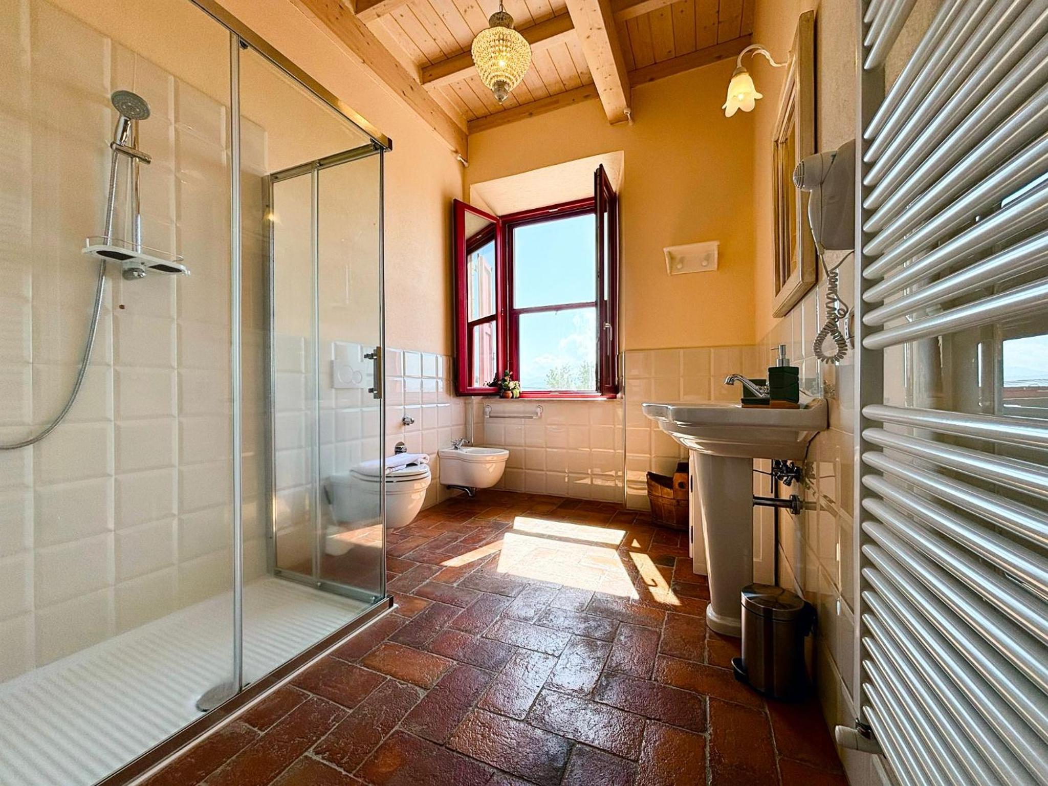 Deluxe Quadruple Room photo 2
