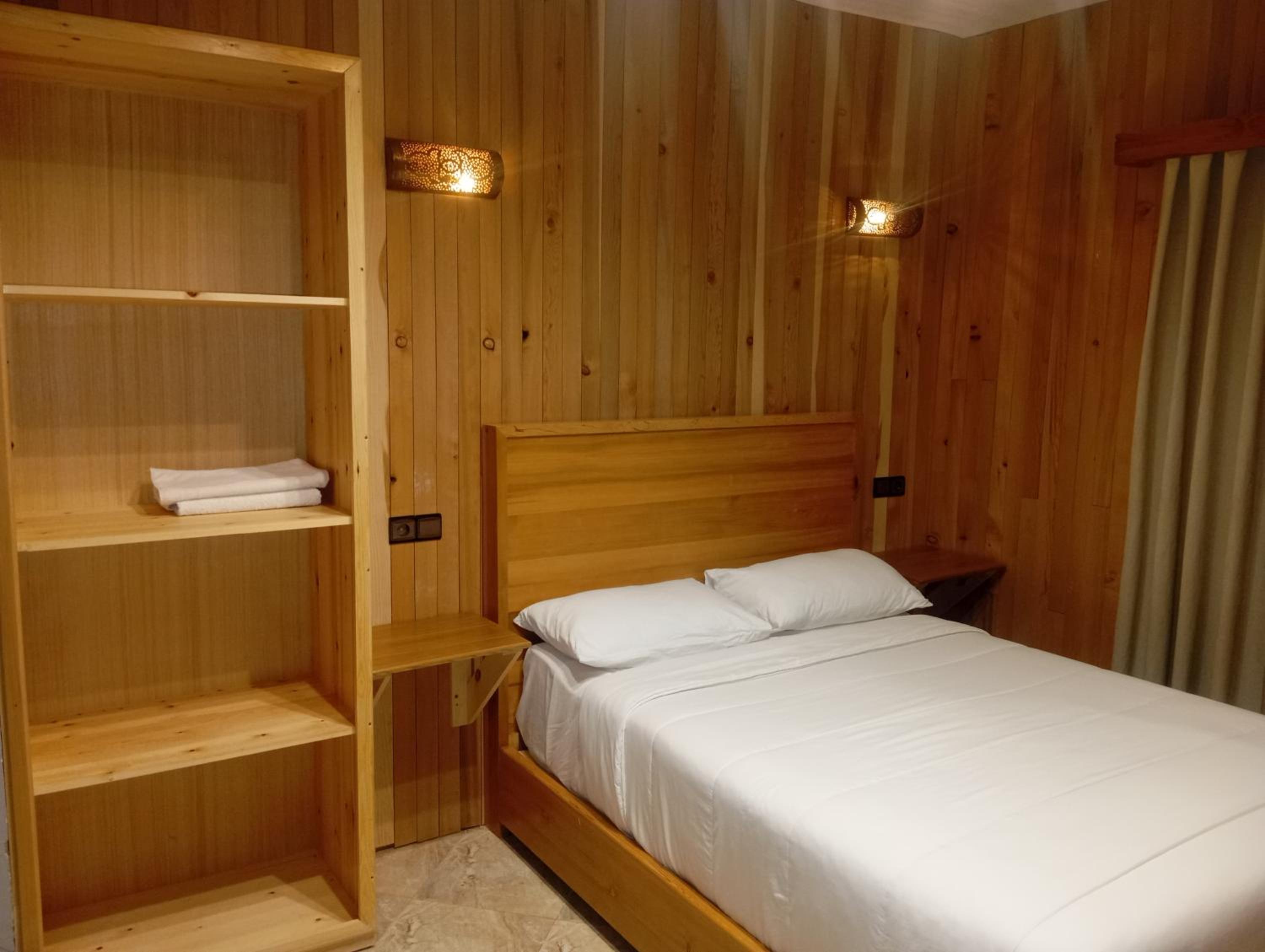 Family Double Room - Photo 10