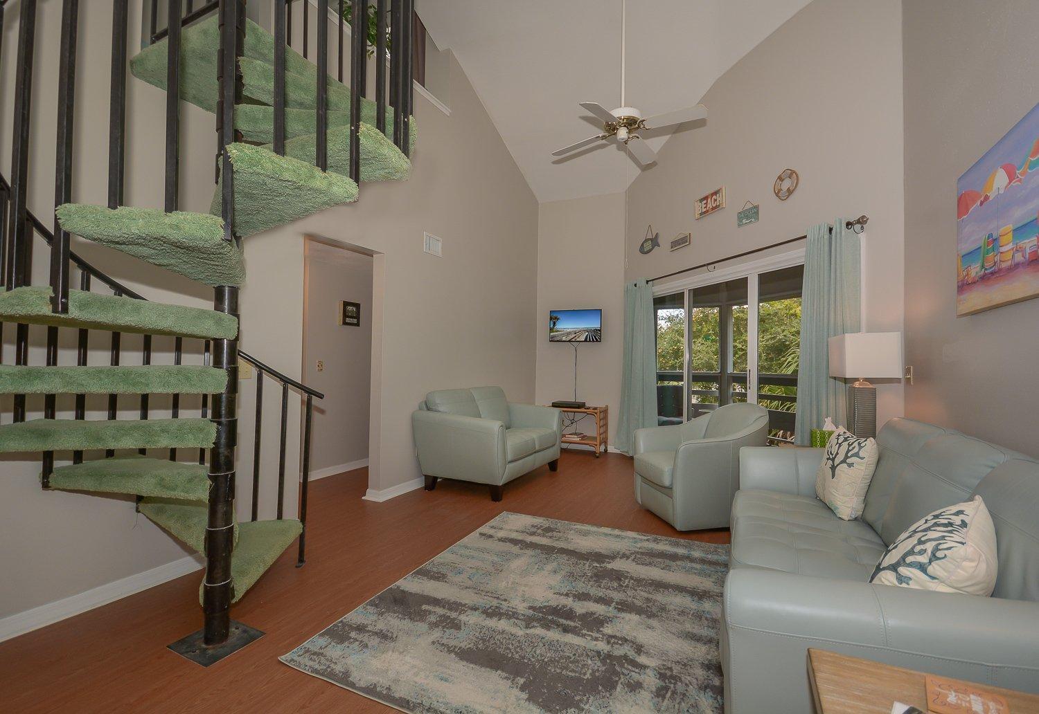 Three-Bedroom Apartment photo 1