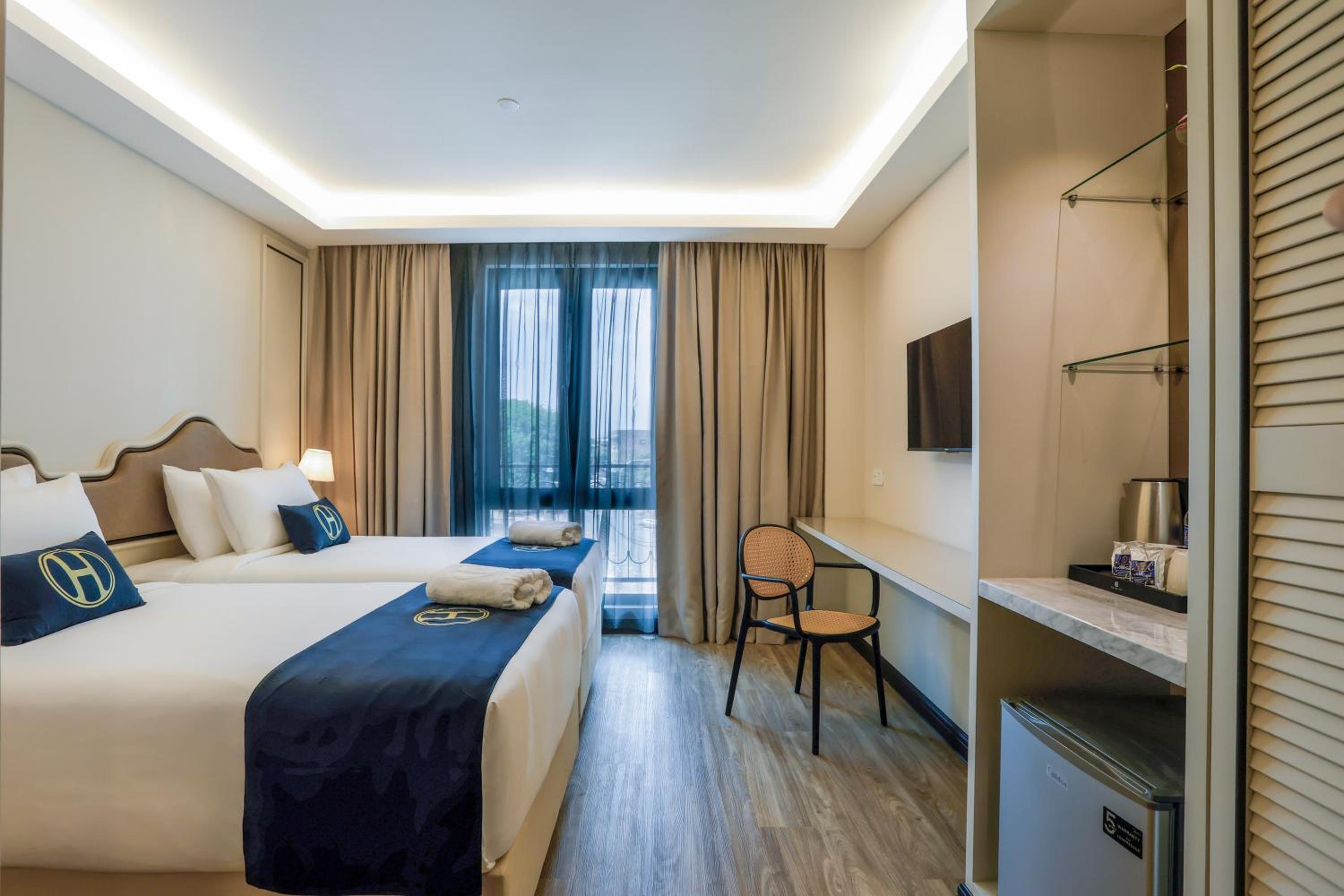 Twin Room - Photo 4
