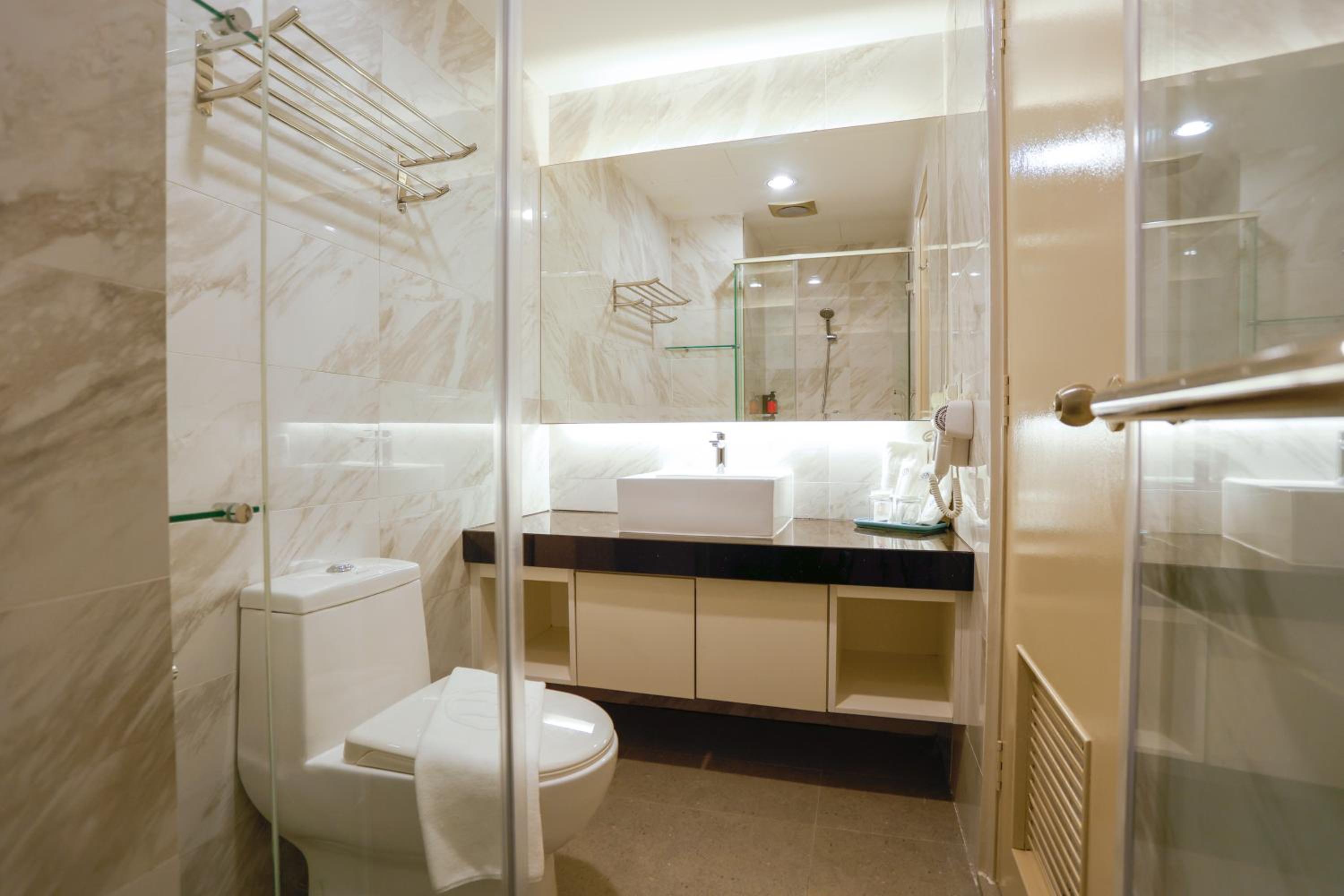 Twin Room - Photo 5