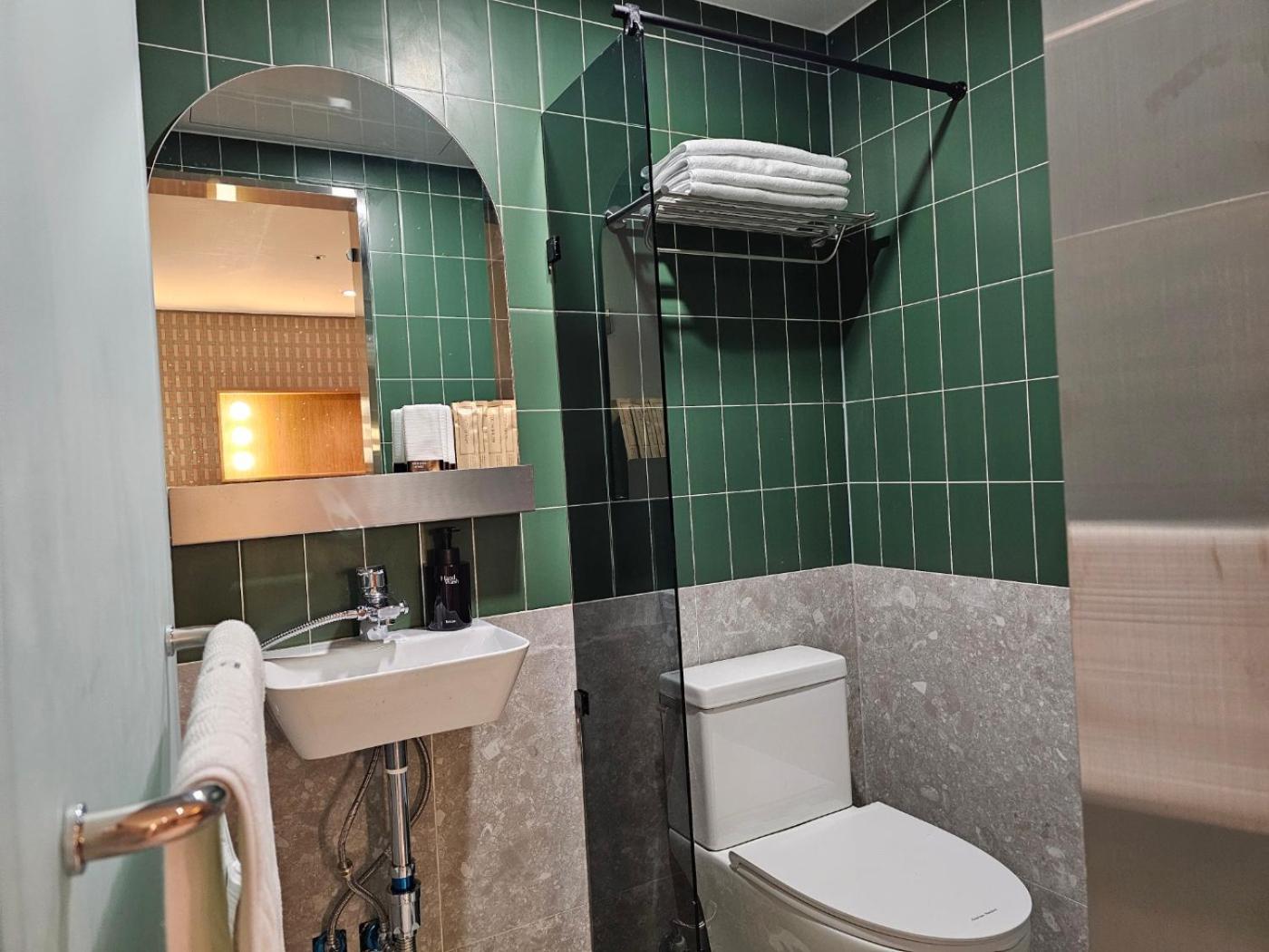 Deluxe Triple Room - Photo 5