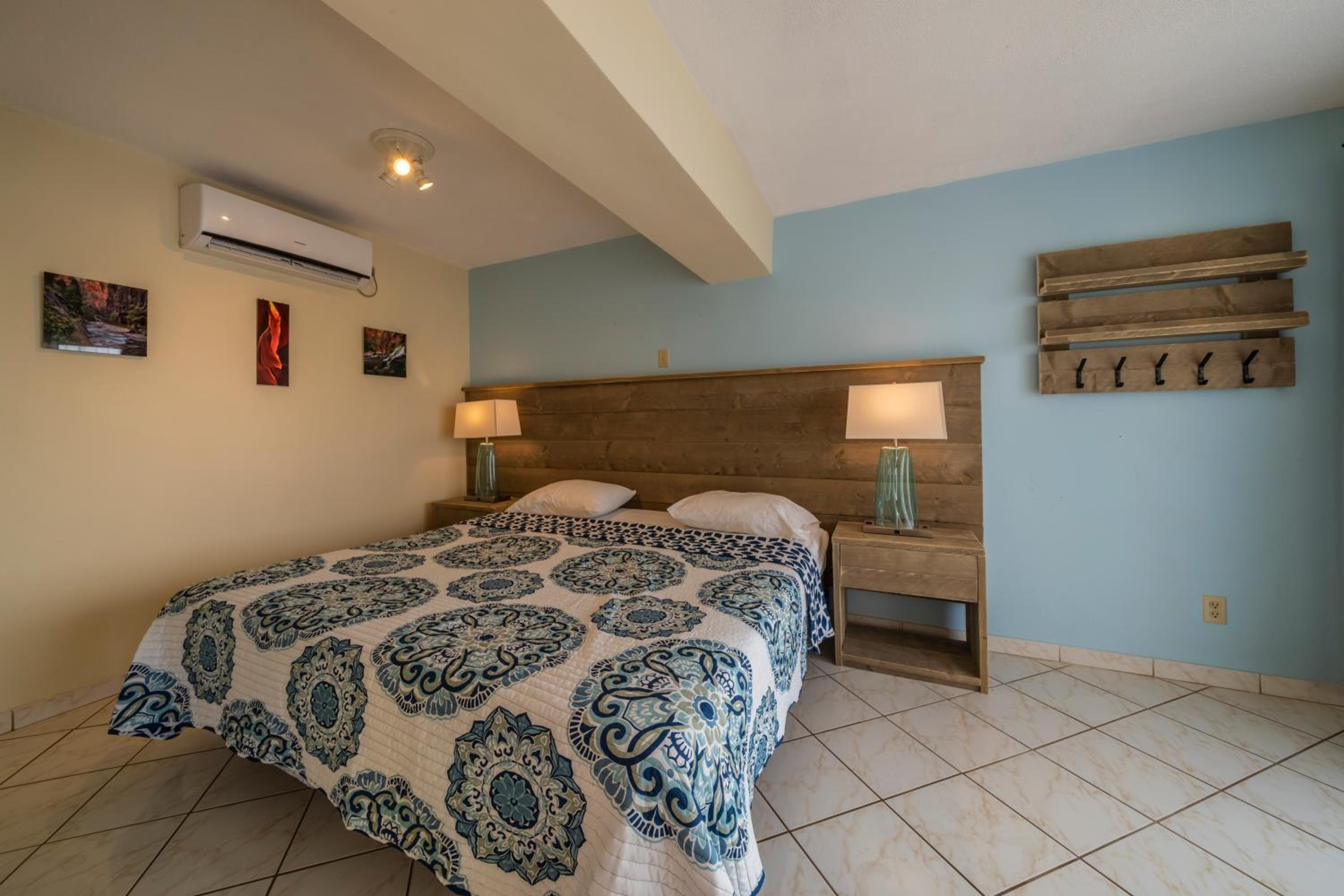 Deluxe One-Bedroom Apartment With Ocean View photo 1
