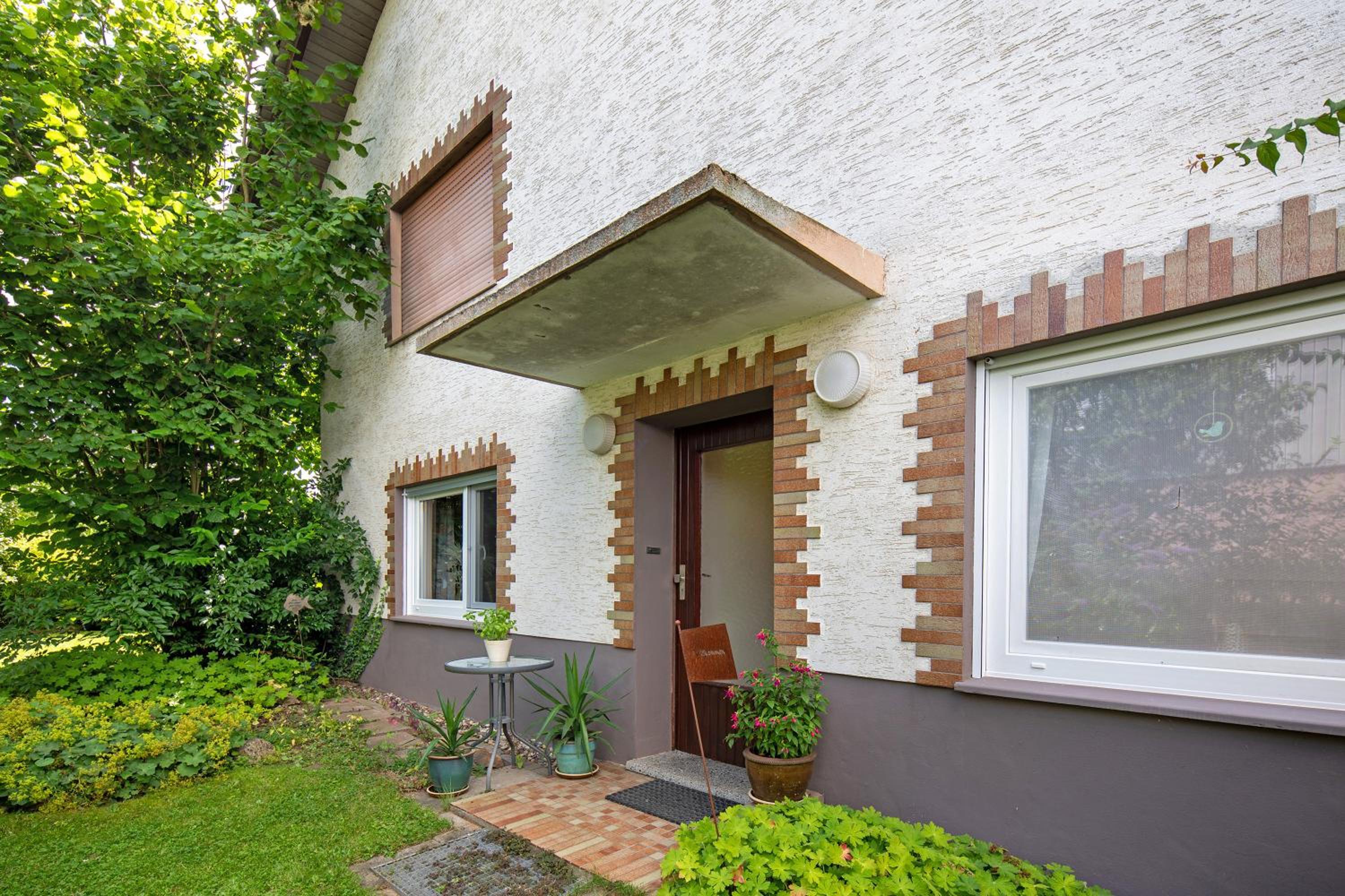 One-Bedroom Apartment with Garden View photo 3