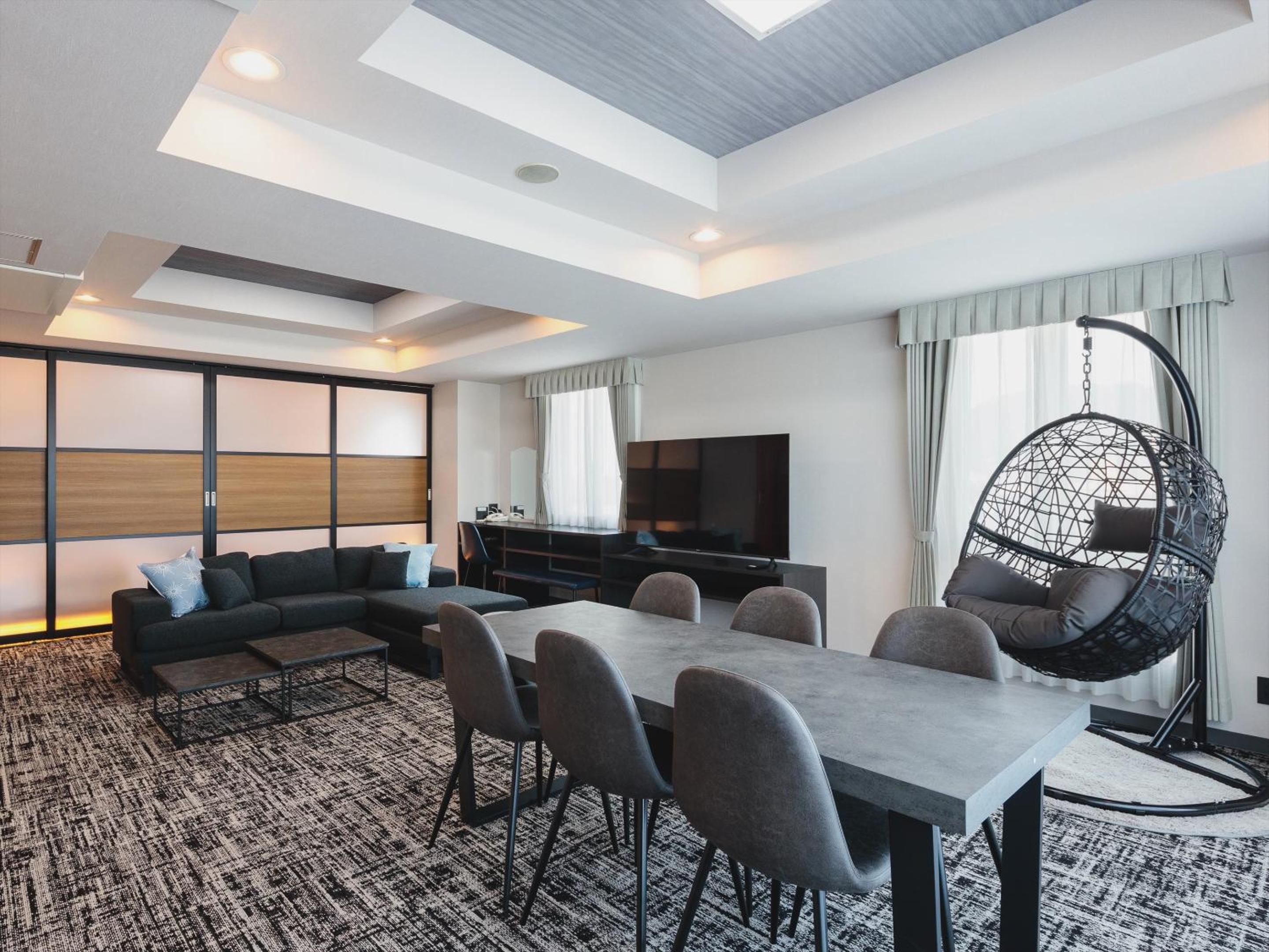 Deluxe Suite photo 1